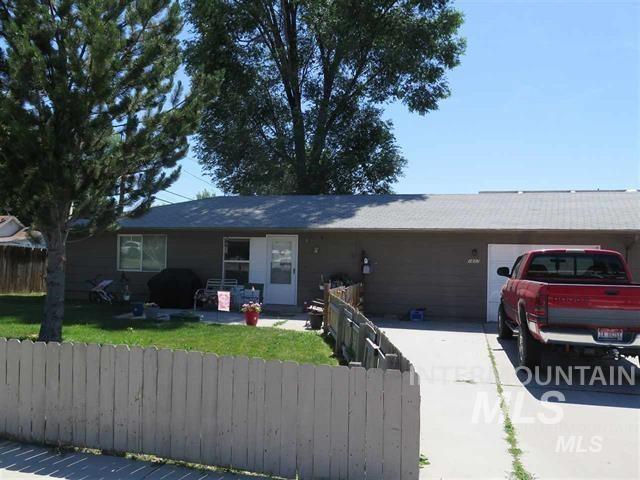 1605 5th Street N, Nampa, Idaho 83687, 2 Bedrooms, 1 Bathroom, Residential Income For Sale, Price $430,000,MLS 98931571