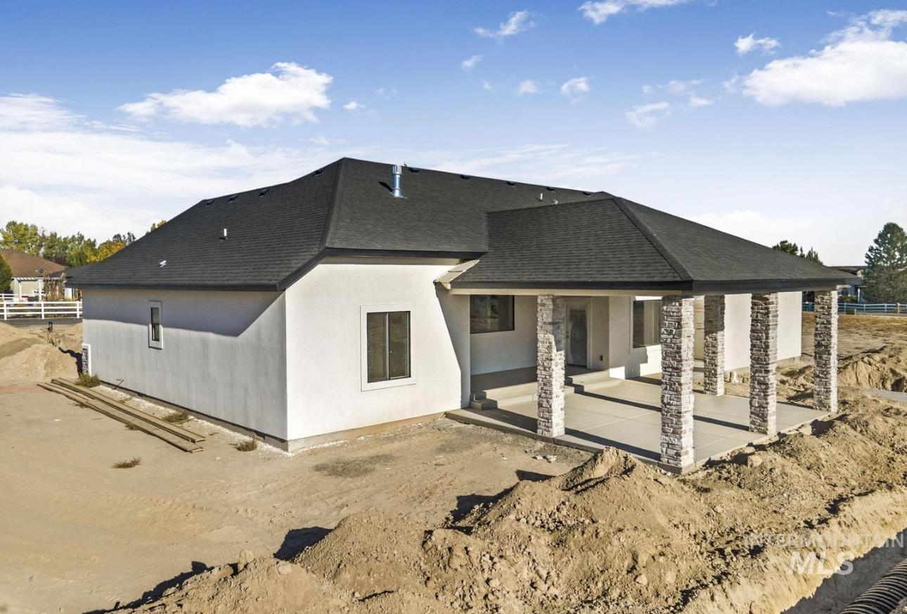 3402 E 4056 N., Kimberly, Idaho 83341, 4 Bedrooms, 2.5 Bathrooms, Residential For Sale, Price $824,000, 98931656