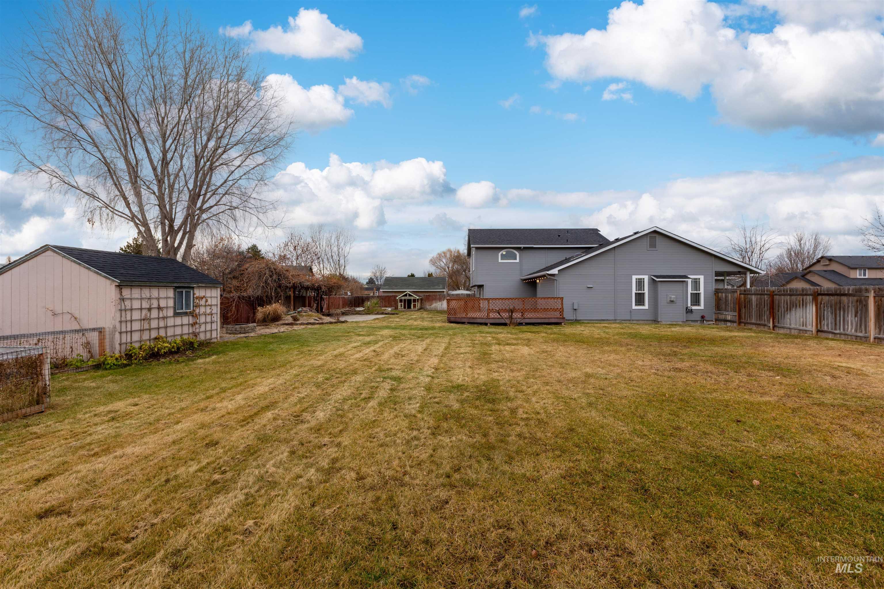 3817 E Park Ridge Dr., Nampa, Idaho 83687, 4 Bedrooms, 3 Bathrooms, Residential For Sale, Price $450,000,MLS 98931700