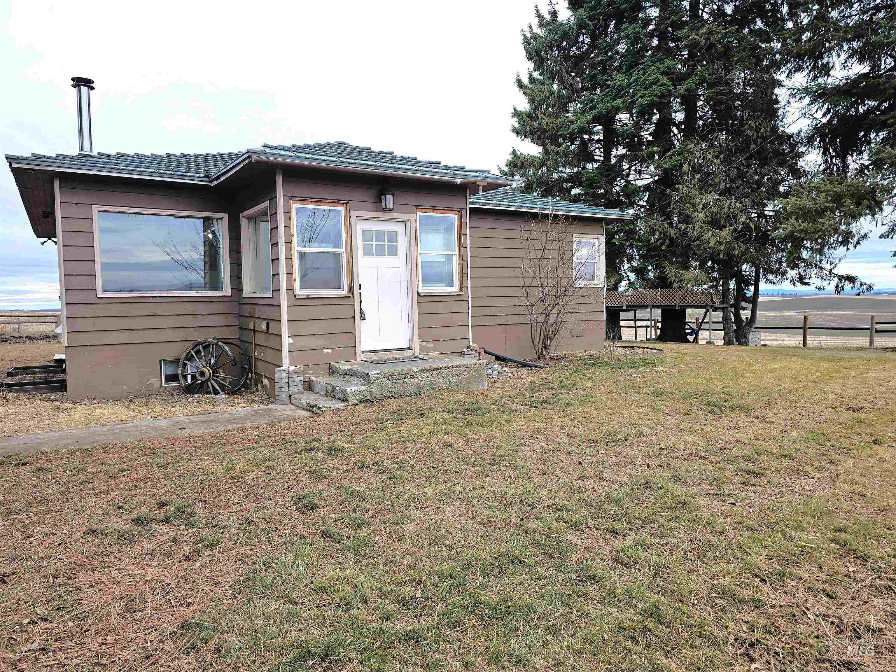 35297 Obrien Road, Lenore, Idaho 83548, 4 Bedrooms, 1 Bathroom, Residential For Sale, Price $345,000, 98931712