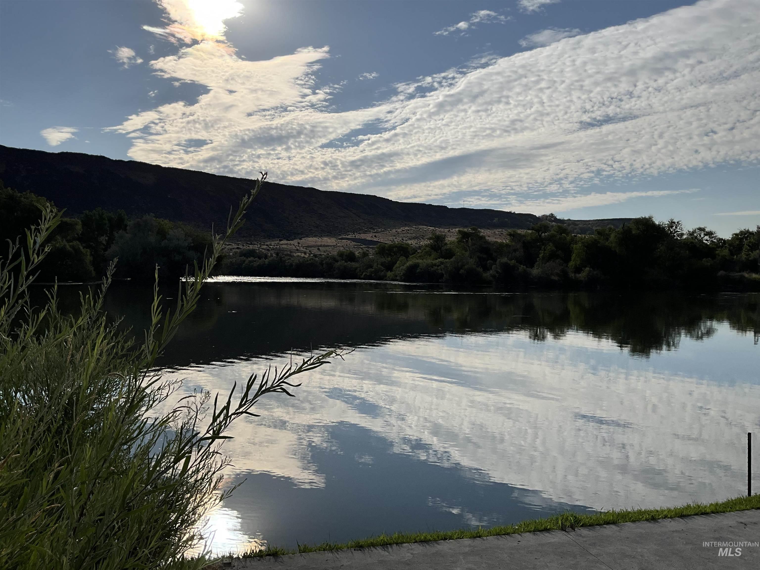 4778 River Road, Buhl, Idaho 83316, 2 Bedrooms, 1 Bathroom, Residential For Sale, Price $1,400,000, 98931714