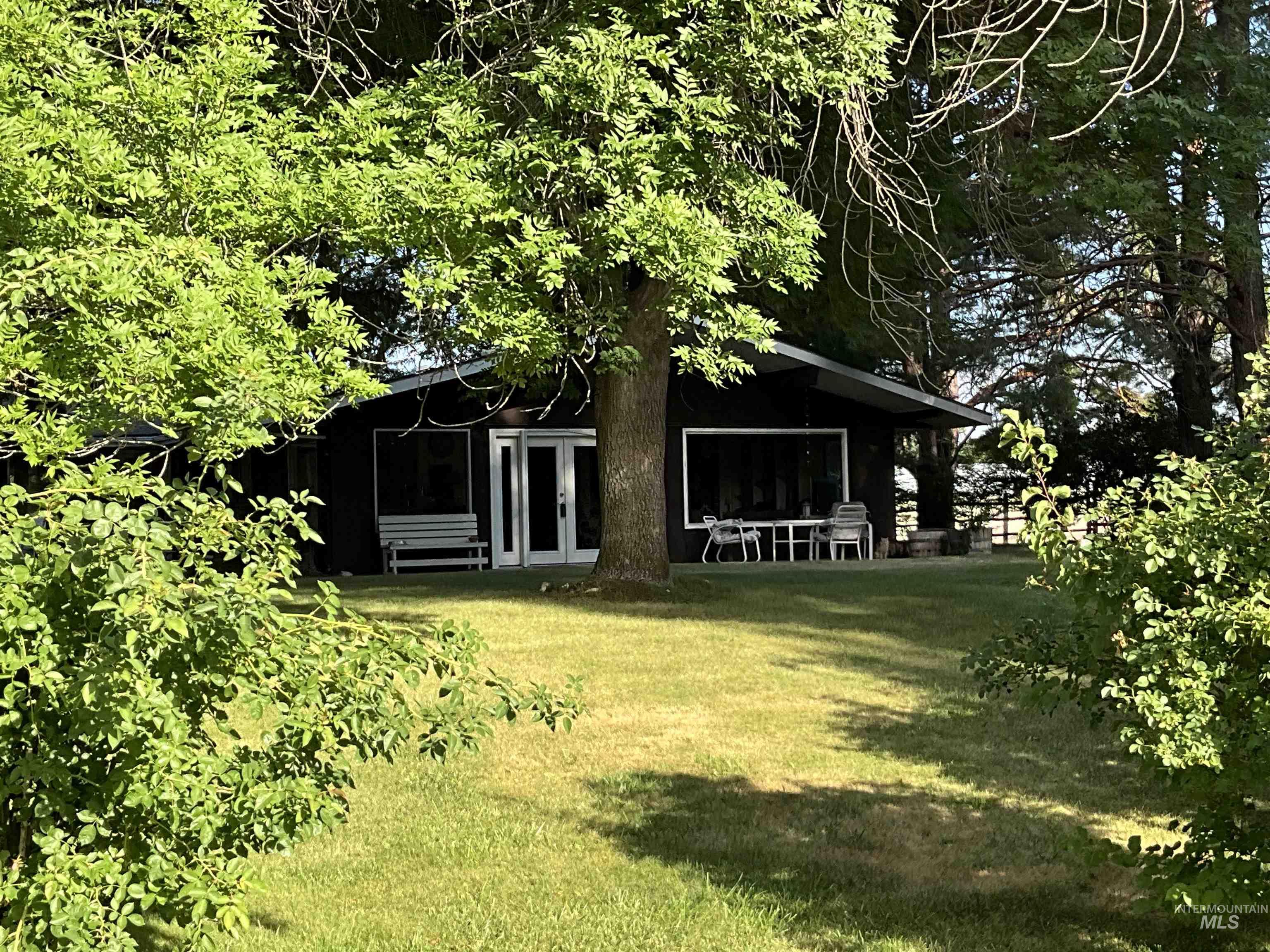 4778 River Road, Buhl, Idaho 83316, 2 Bedrooms, 1 Bathroom, Residential For Sale, Price $1,400,000, 98931714