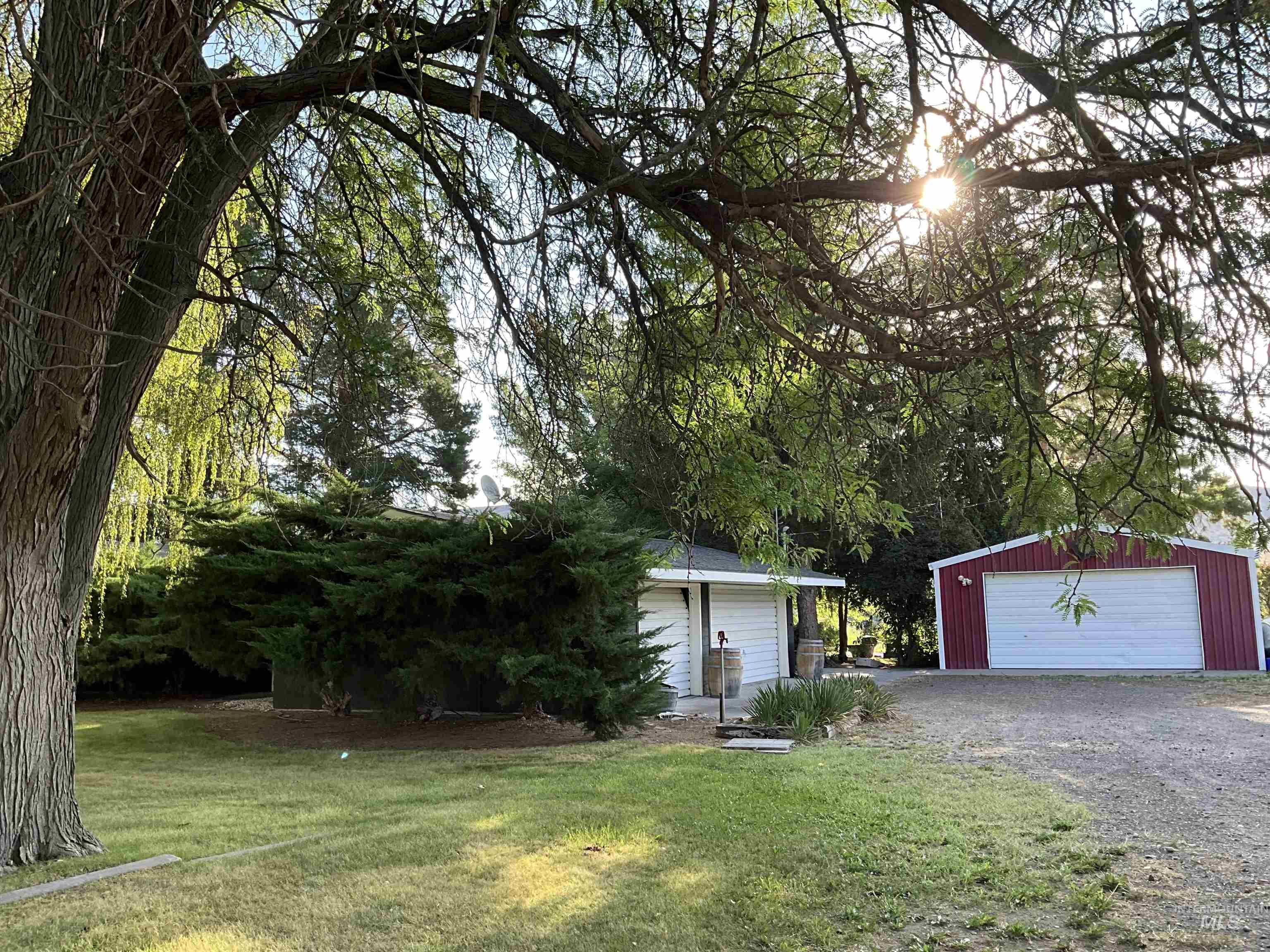 4778 River Road, Buhl, Idaho 83316, 2 Bedrooms, 1 Bathroom, Residential For Sale, Price $1,400,000, 98931714