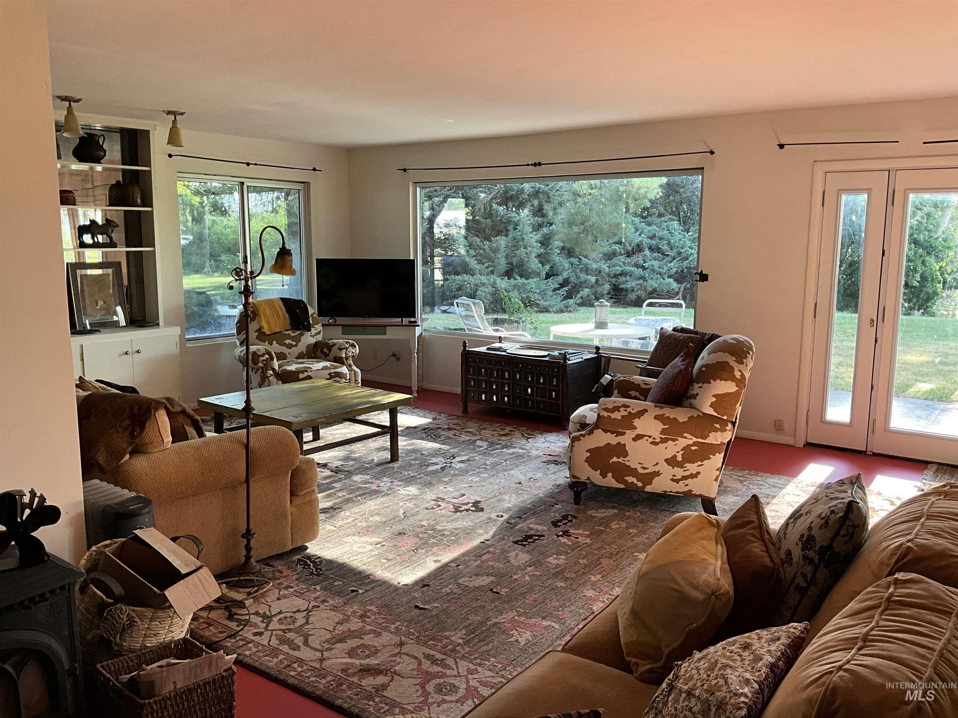 4778 River Road, Buhl, Idaho 83316, 2 Bedrooms, 1 Bathroom, Residential For Sale, Price $1,400,000, 98931714
