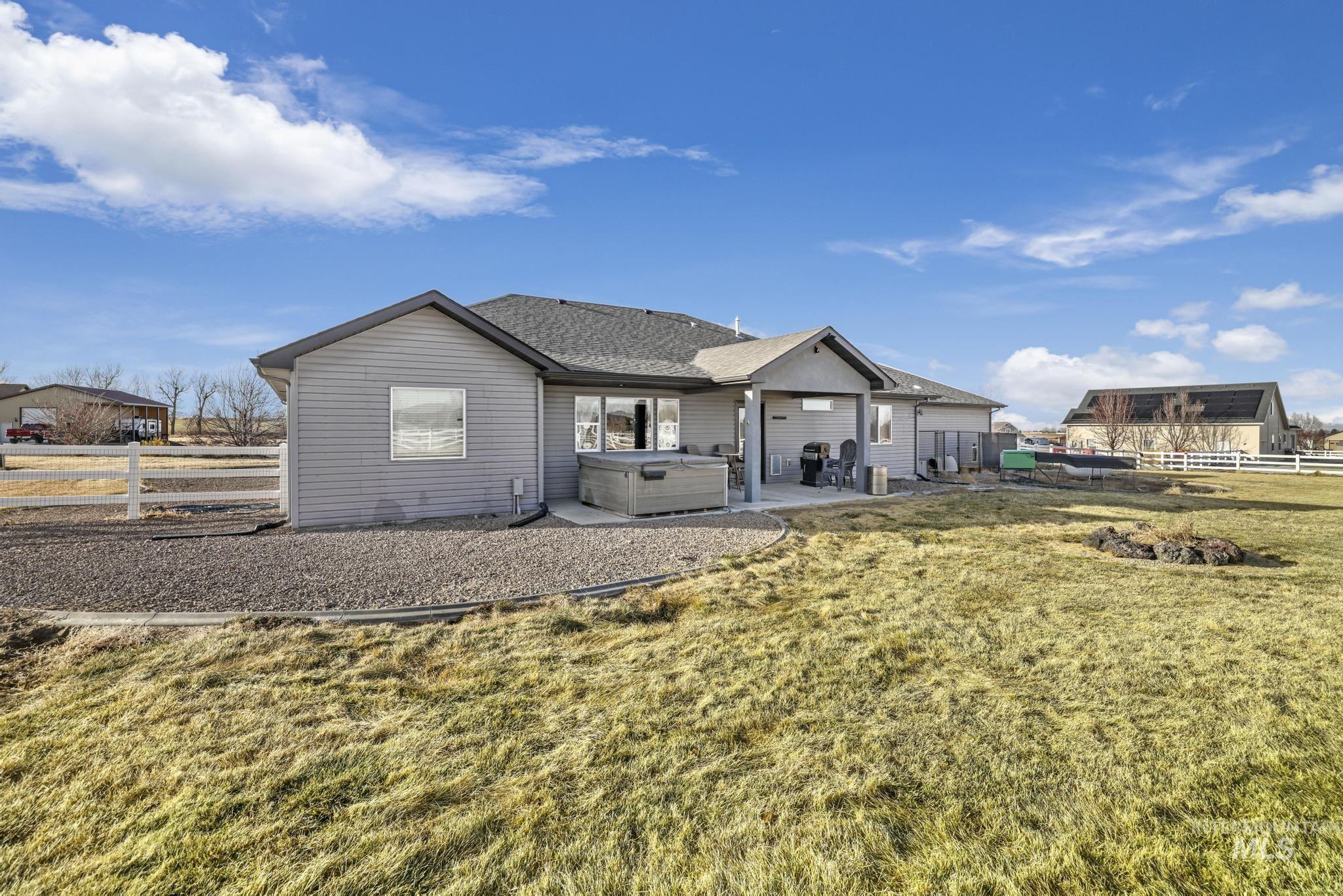 3710 N 2455 E, Twin Falls, Idaho 83301, 4 Bedrooms, 3 Bathrooms, Residential For Sale, Price $629,900, 98931731