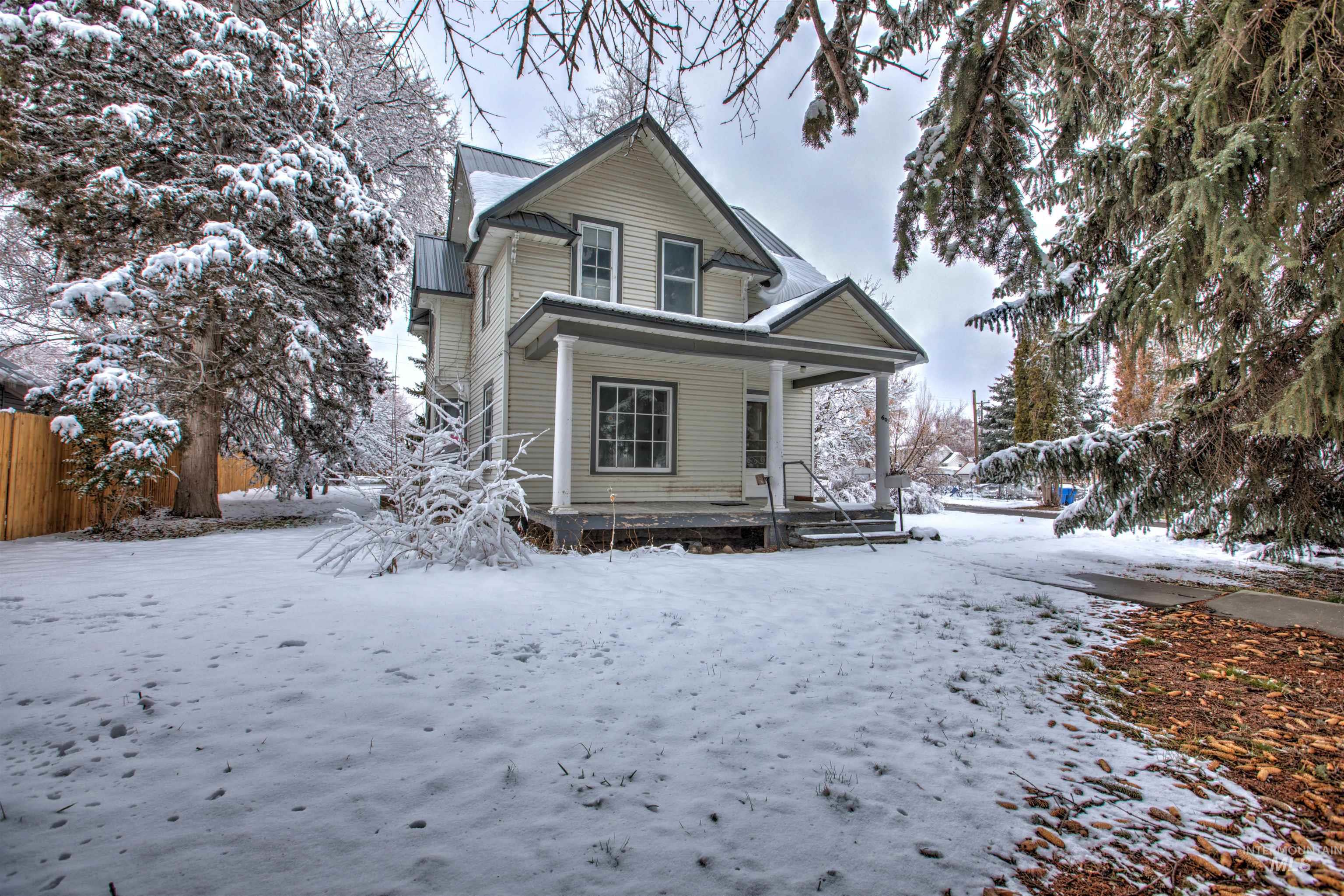 601 1st Ave East, Jerome, Idaho 83338, 3 Bedrooms, 1.5 Bathrooms, Residential For Sale, Price $300,000, 98932060