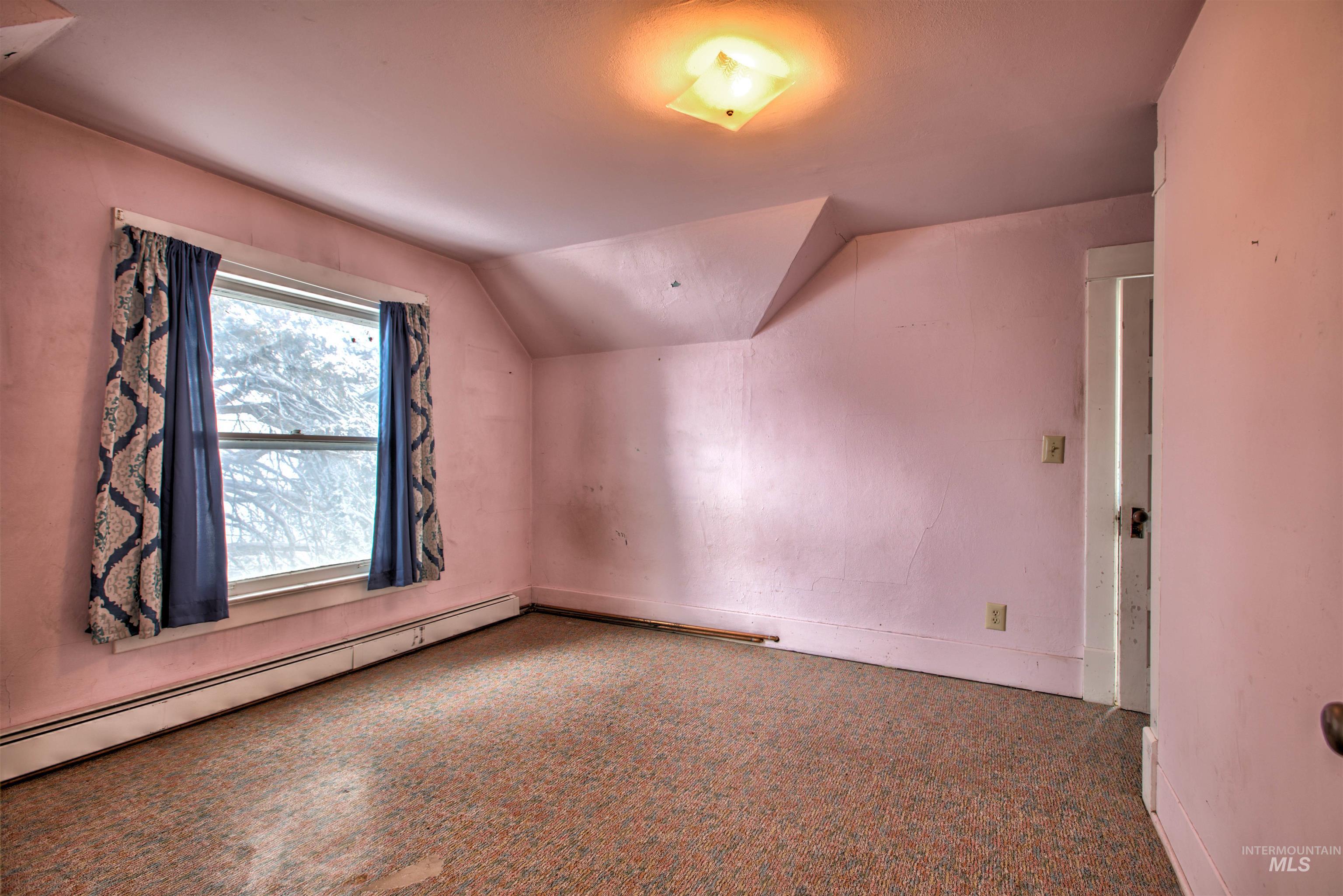 601 1st Ave East, Jerome, Idaho 83338, 3 Bedrooms, 1.5 Bathrooms, Residential For Sale, Price $300,000, 98932060