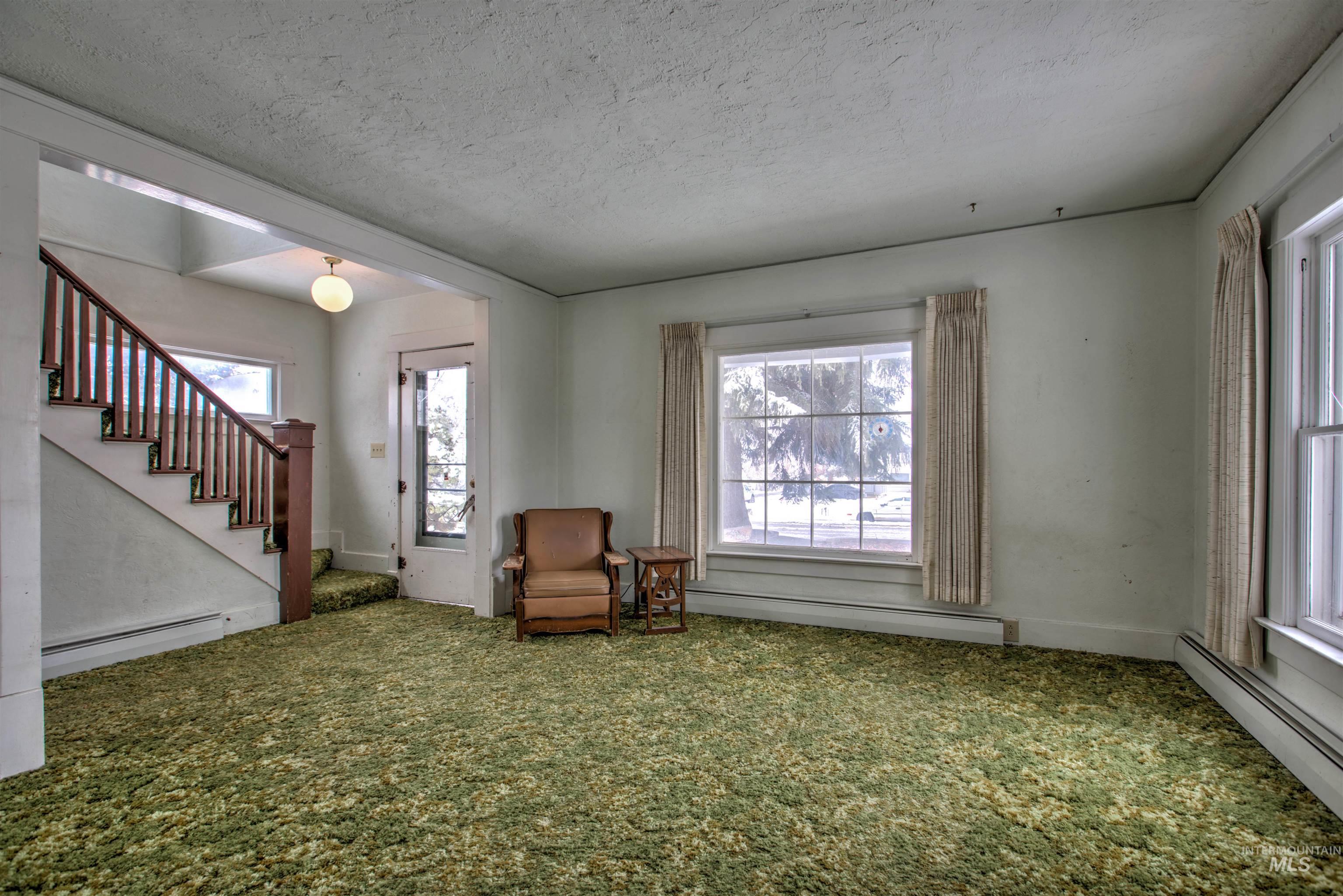601 1st Ave East, Jerome, Idaho 83338, 3 Bedrooms, 1.5 Bathrooms, Residential For Sale, Price $300,000, 98932060