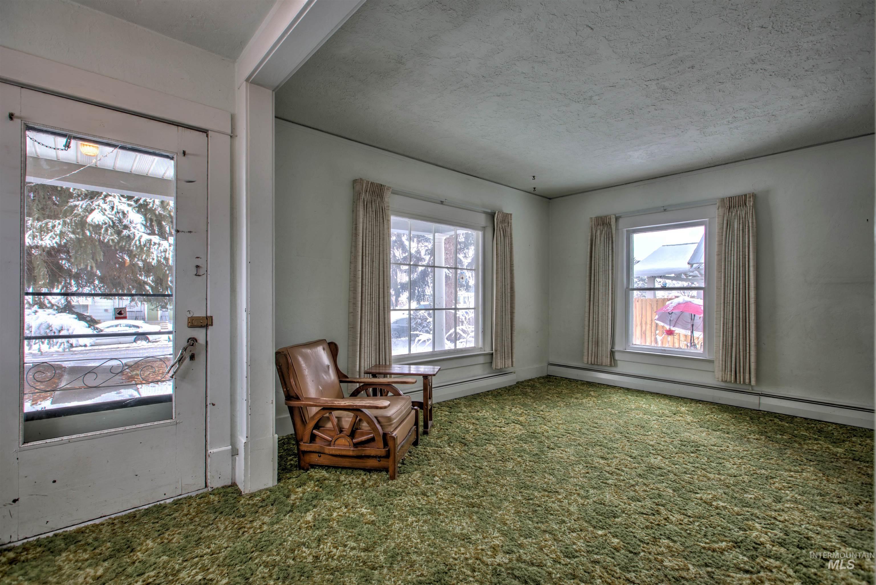 601 1st Ave East, Jerome, Idaho 83338, 3 Bedrooms, 1.5 Bathrooms, Residential For Sale, Price $300,000, 98932060