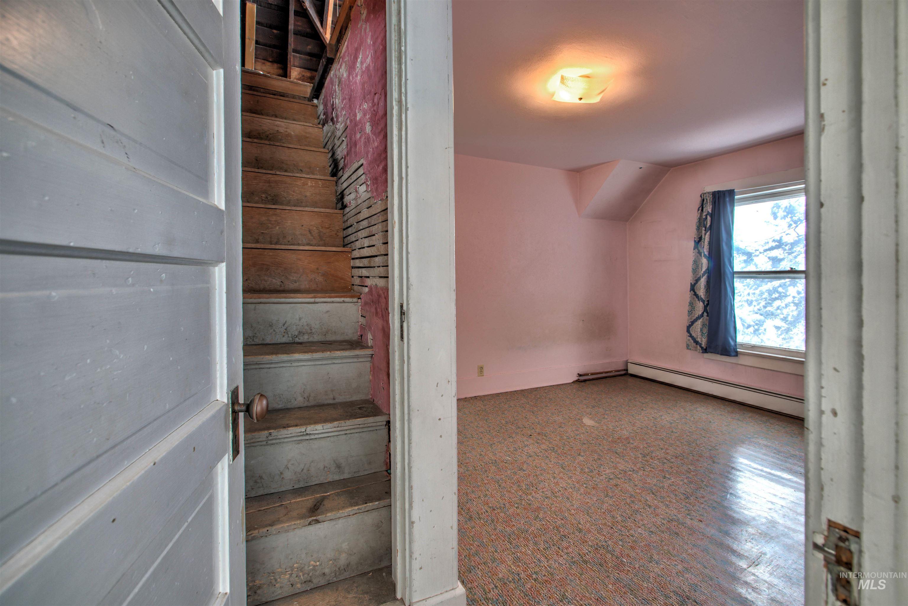 601 1st Ave East, Jerome, Idaho 83338, 3 Bedrooms, 1.5 Bathrooms, Residential For Sale, Price $300,000, 98932060