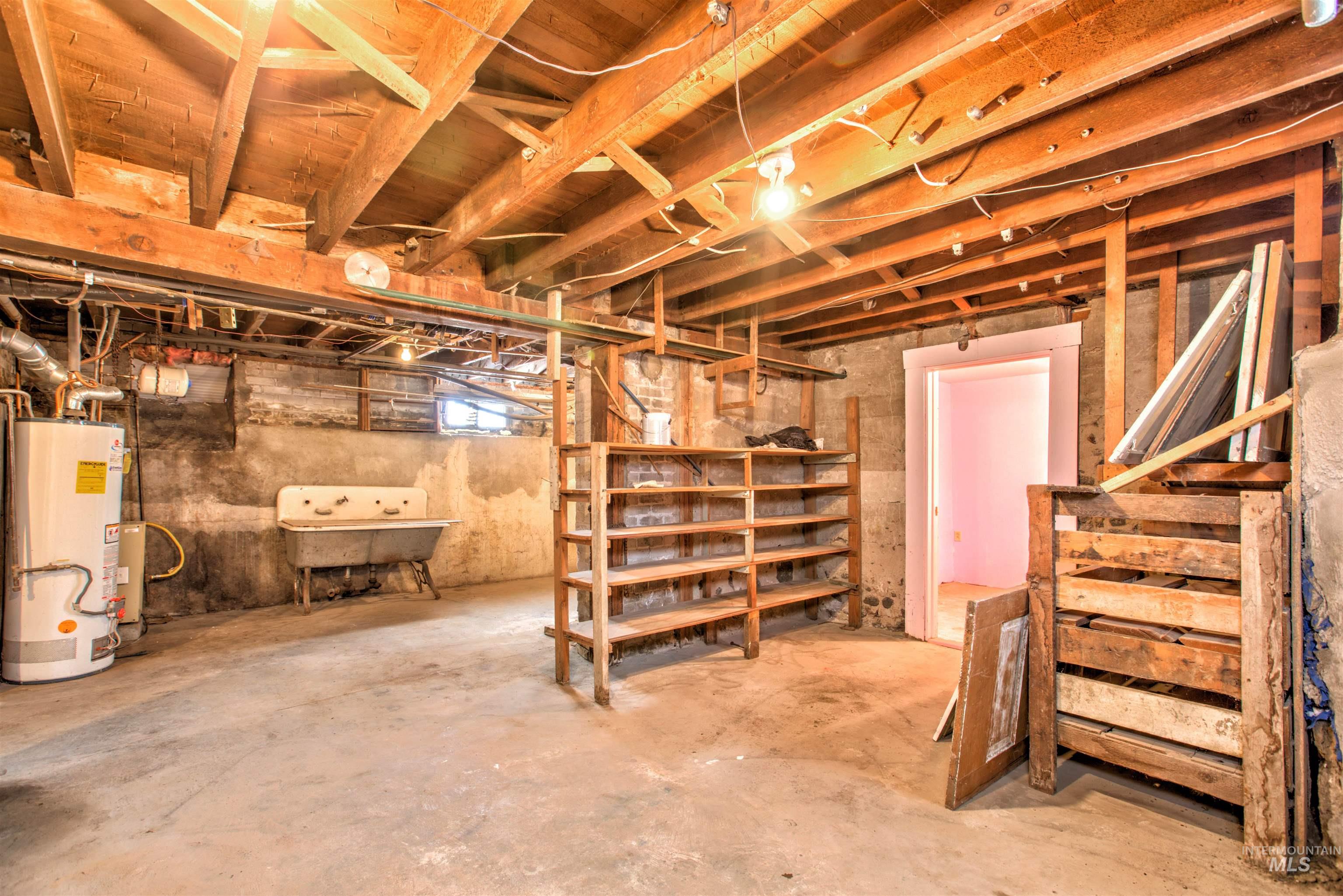 601 1st Ave East, Jerome, Idaho 83338, 3 Bedrooms, 1.5 Bathrooms, Residential For Sale, Price $300,000, 98932060
