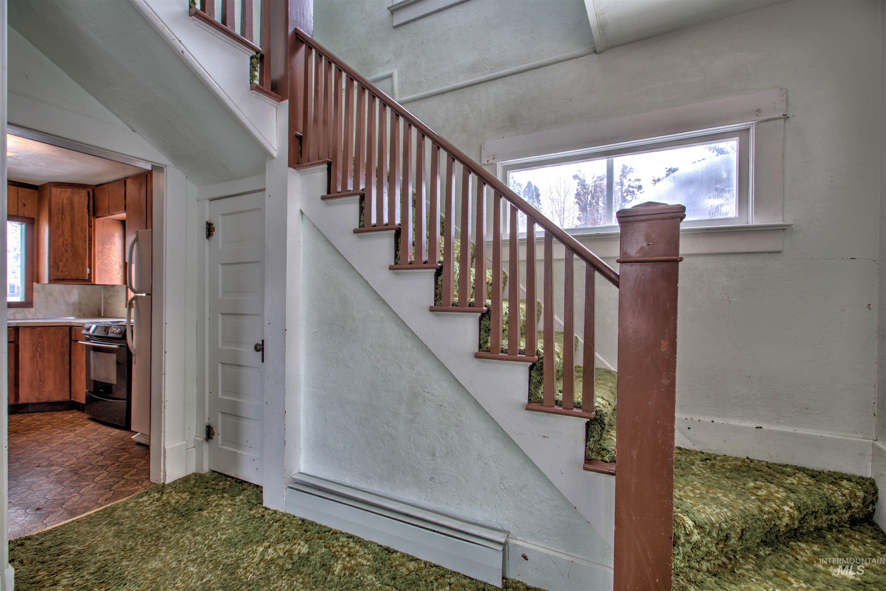 601 1st Ave East, Jerome, Idaho 83338, 3 Bedrooms, 1.5 Bathrooms, Residential For Sale, Price $300,000, 98932060