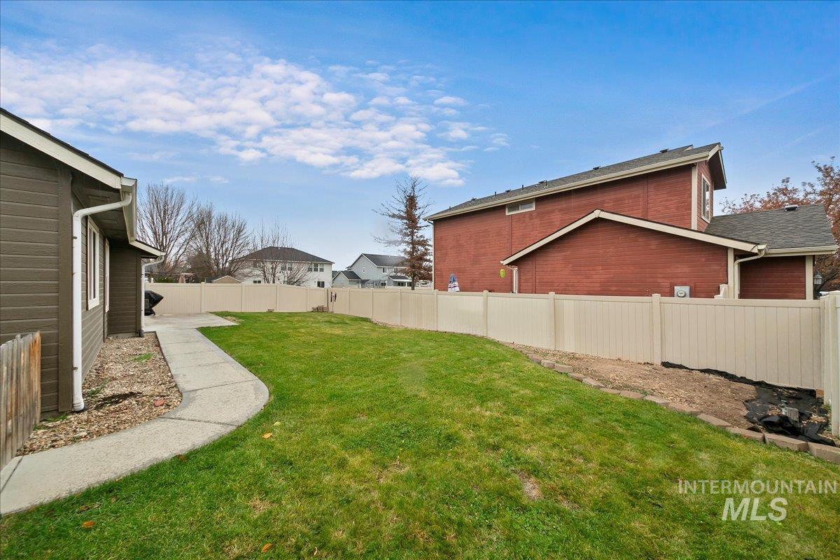 1216 E Sicily St., Meridian, Idaho 83642, 4 Bedrooms, 2.5 Bathrooms, Residential For Sale, Price $484,900,MLS 98932092