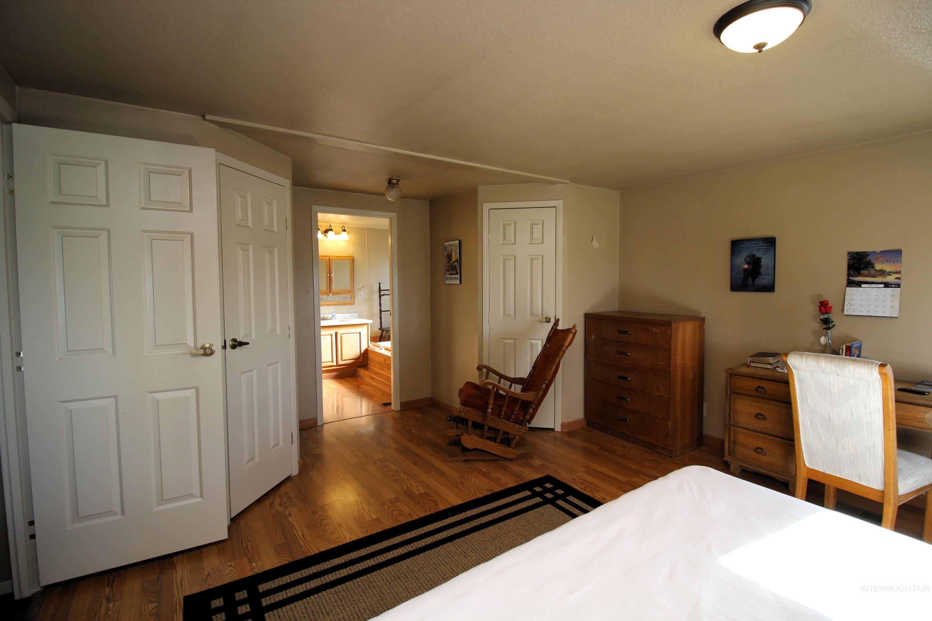 518 US Highway 95, Weiser, Idaho 83672, 3 Bedrooms, 2 Bathrooms, Residential For Sale, Price $425,000,MLS 98932170