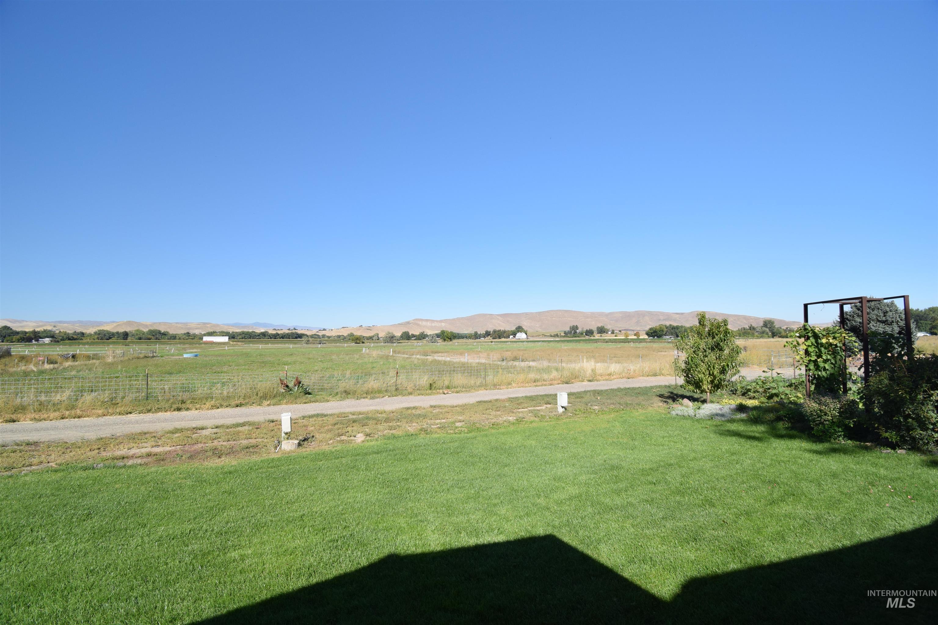 518 US Highway 95, Weiser, Idaho 83672, 3 Bedrooms, 2 Bathrooms, Residential For Sale, Price $425,000,MLS 98932170