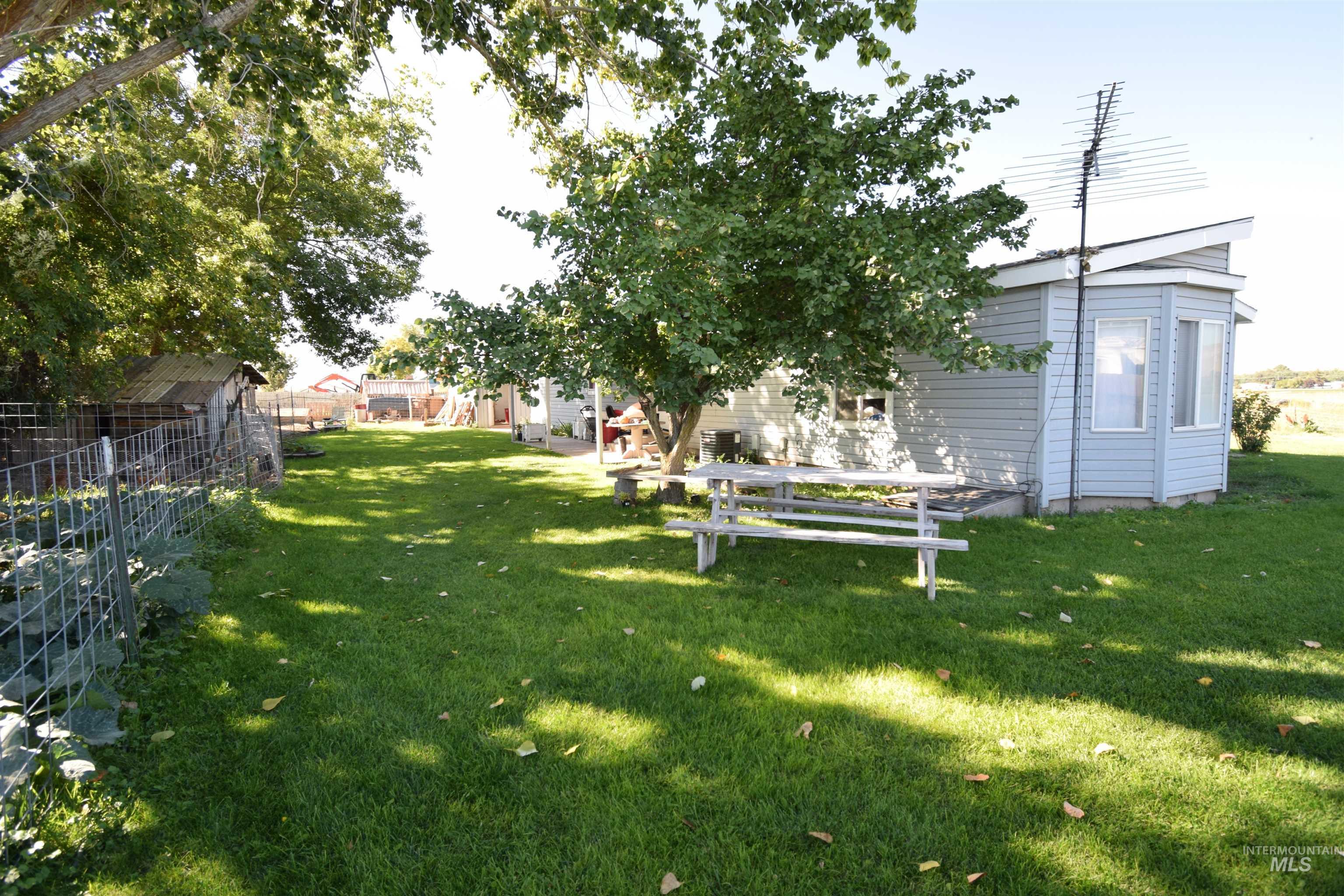 518 US Highway 95, Weiser, Idaho 83672, 3 Bedrooms, 2 Bathrooms, Residential For Sale, Price $425,000,MLS 98932170