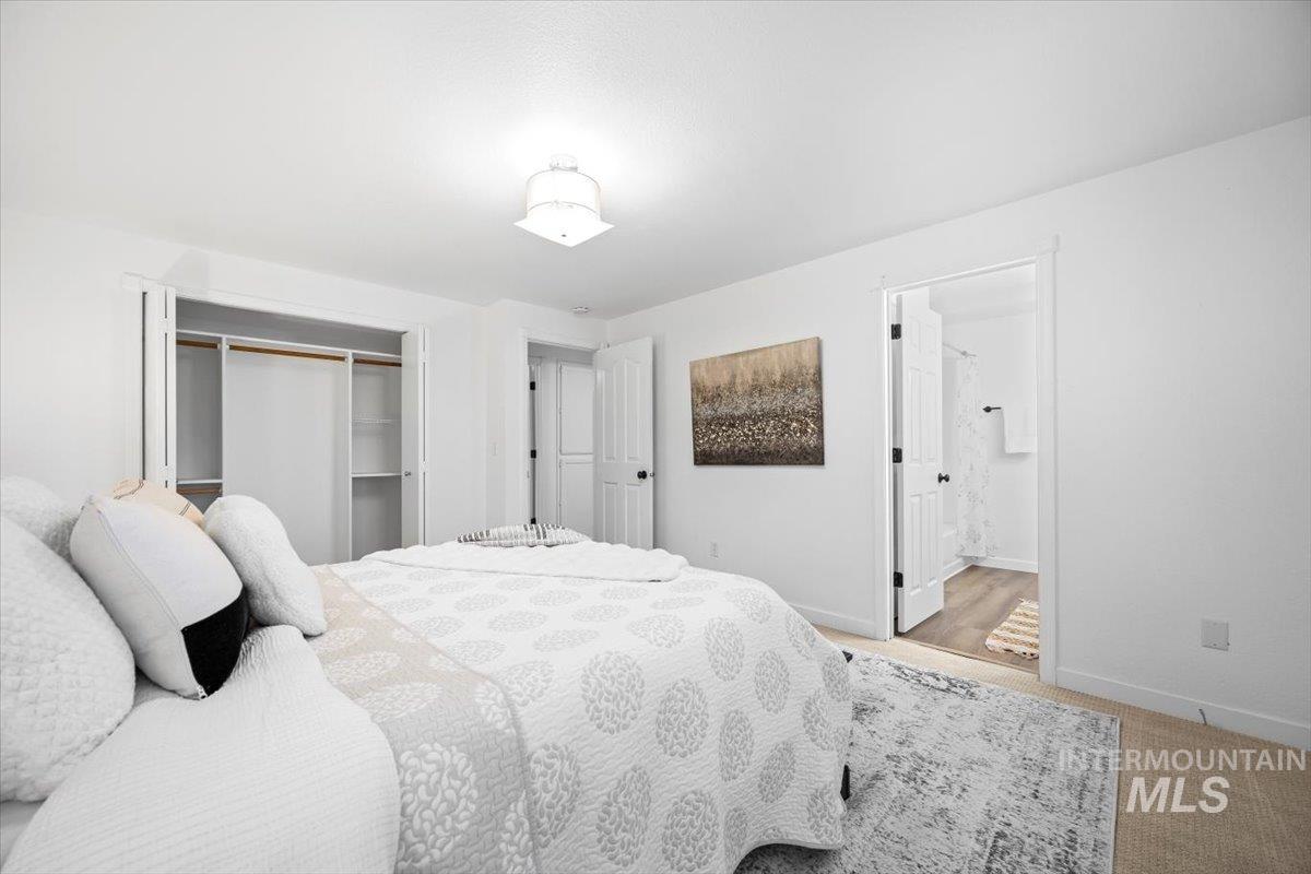 10588 W Silver City Ct., Boise, Idaho 83704, 3 Bedrooms, 2 Bathrooms, Residential For Sale, Price $425,000,MLS 98932365