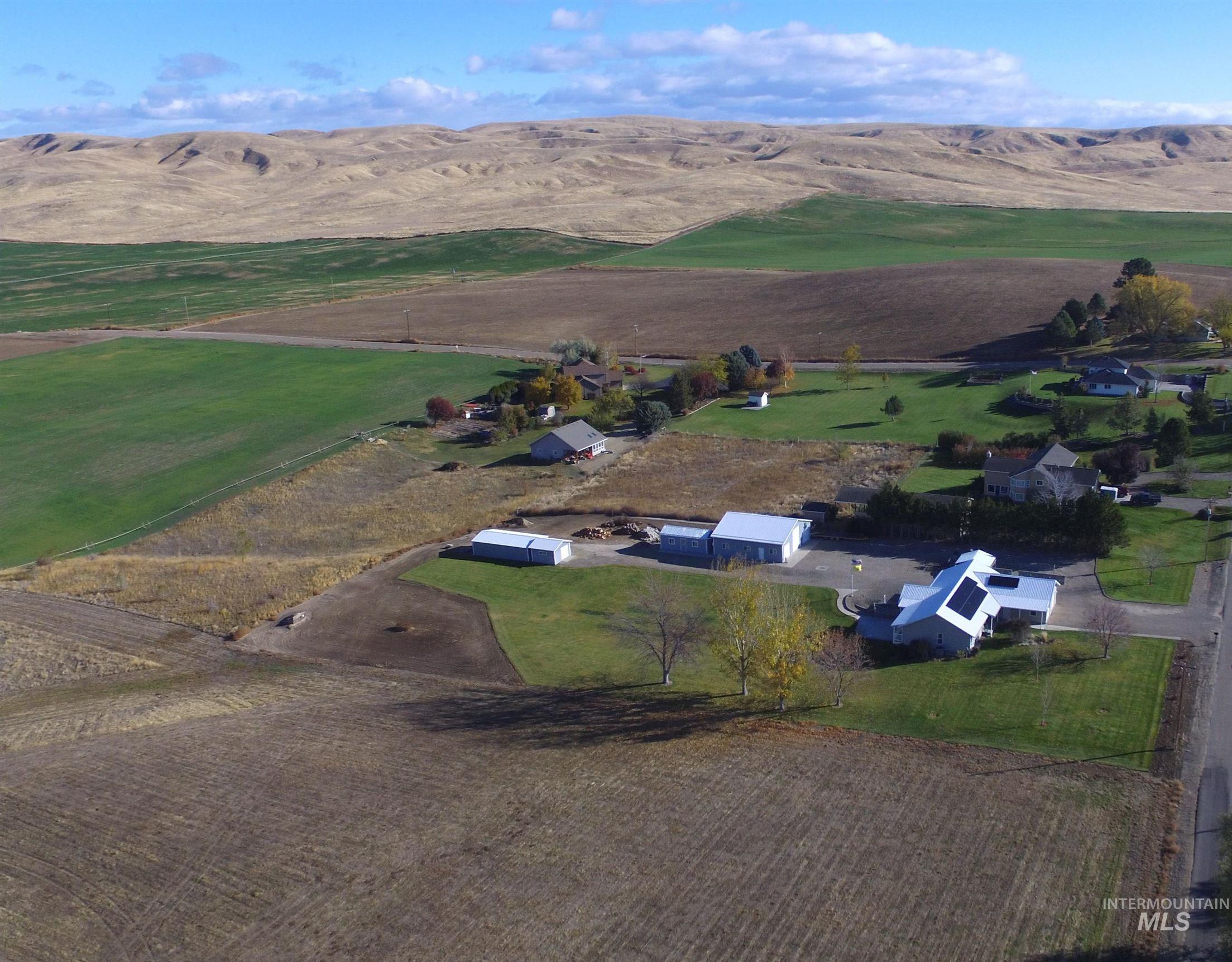 2490 Watts Lane, Payette, Idaho 83661, 6 Bedrooms, 3.5 Bathrooms, Residential For Sale, Price $1,250,000,MLS 98932409