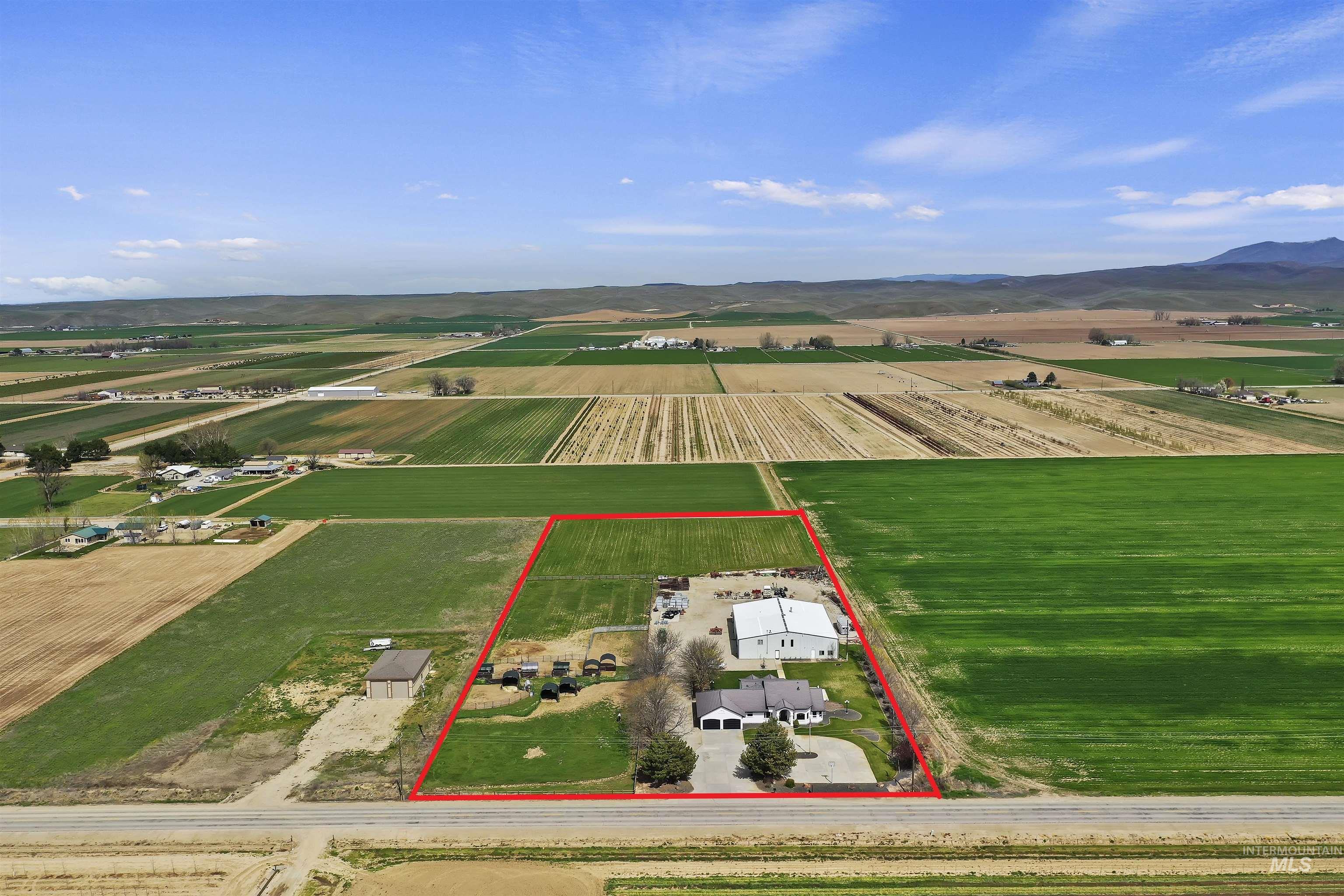 2800 W Idaho Blvd, Emmett, Idaho 83617, 5 Bedrooms, 4 Bathrooms, Residential For Sale, Price $1,799,900, 98932444