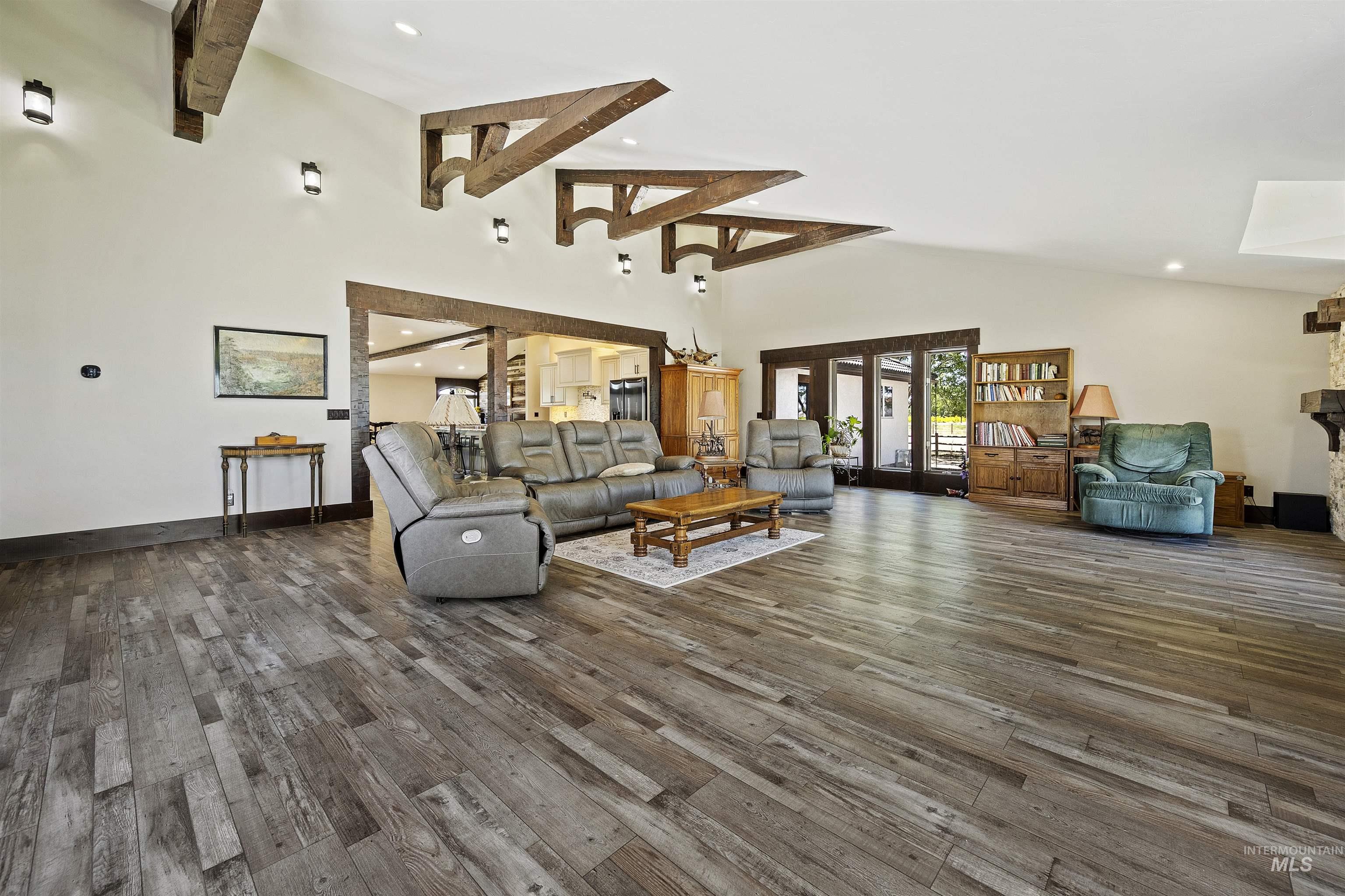 2800 W Idaho Blvd, Emmett, Idaho 83617, 5 Bedrooms, 4 Bathrooms, Residential For Sale, Price $1,799,900, 98932444