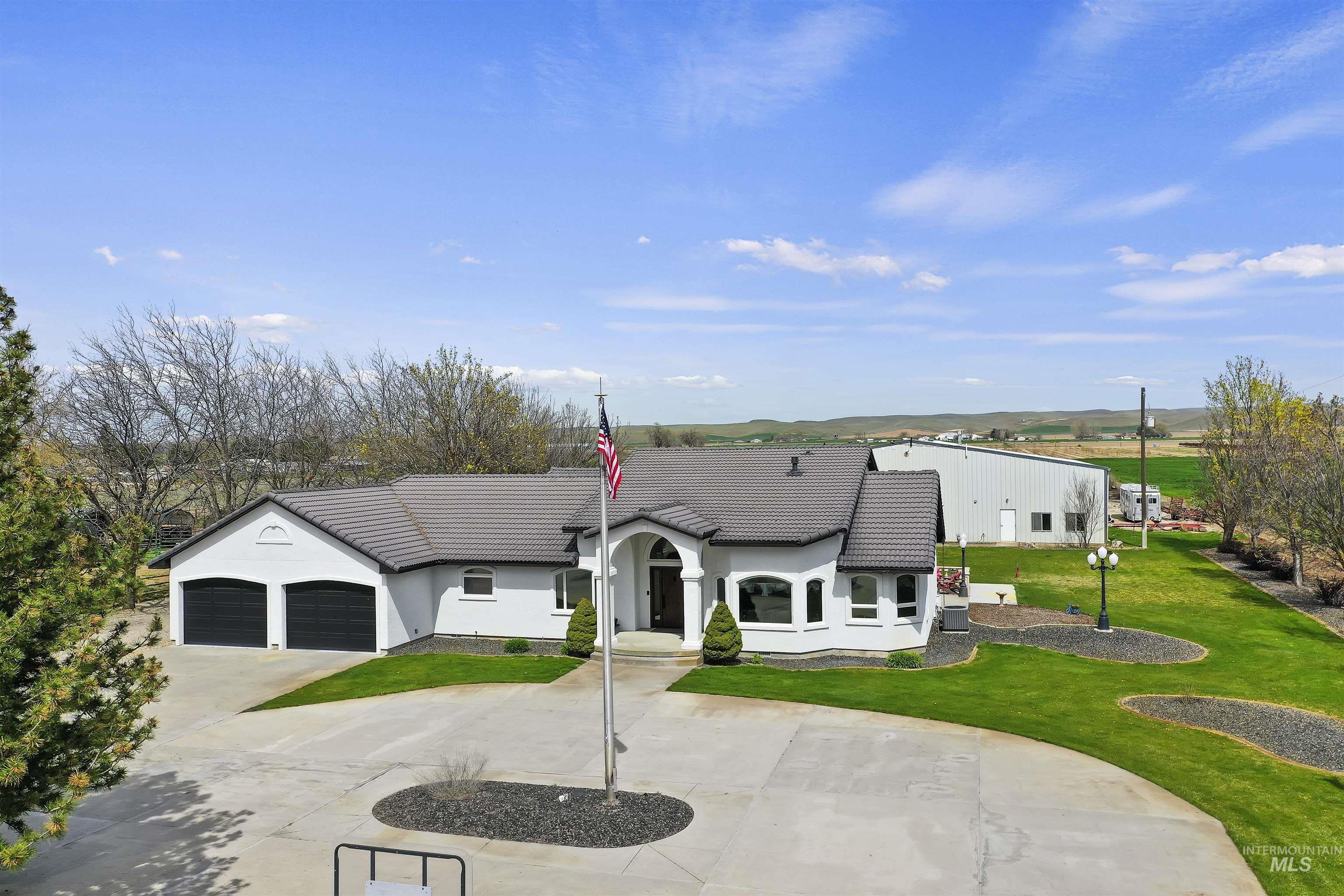 2800 W Idaho Blvd, Emmett, Idaho 83617, 5 Bedrooms, 4 Bathrooms, Residential For Sale, Price $1,799,900, 98932444