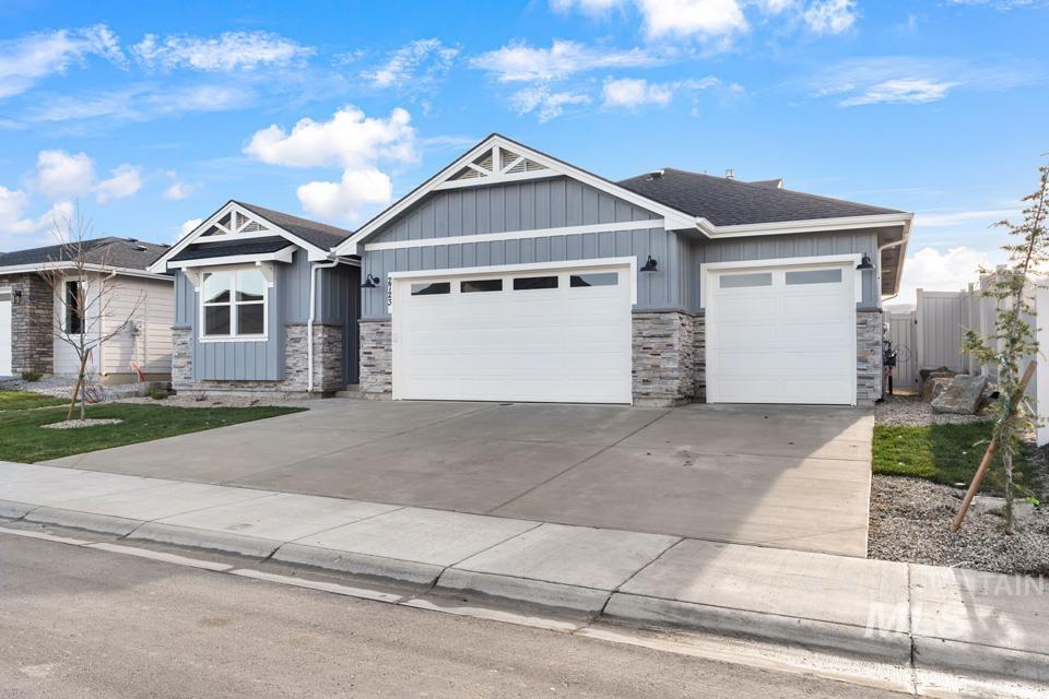 2723 Soulen Drive, Emmett, Idaho 83617, 3 Bedrooms, 2 Bathrooms, Residential For Sale, Price $619,900,MLS 98932461