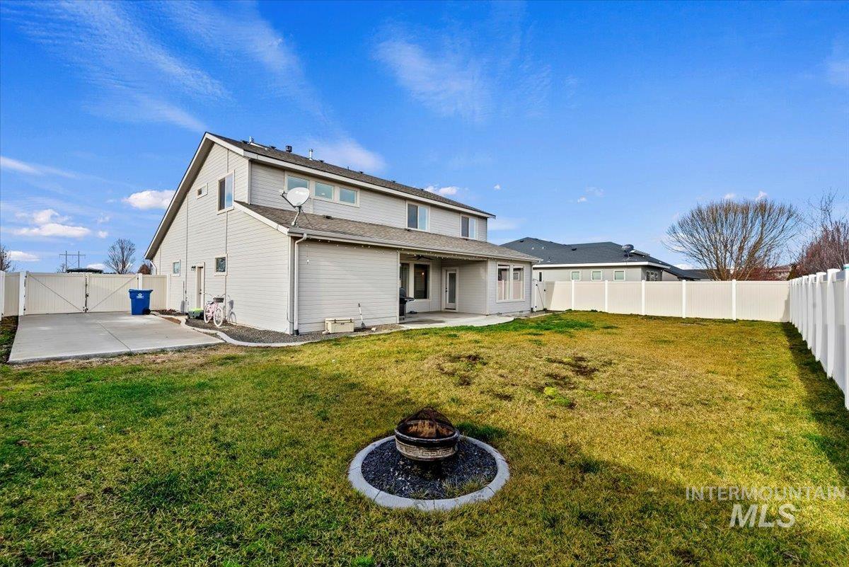 18656 Easter Peak Ave, Nampa, Idaho 83687, 4 Bedrooms, 3 Bathrooms, Residential For Sale, Price $540,000,MLS 98932517