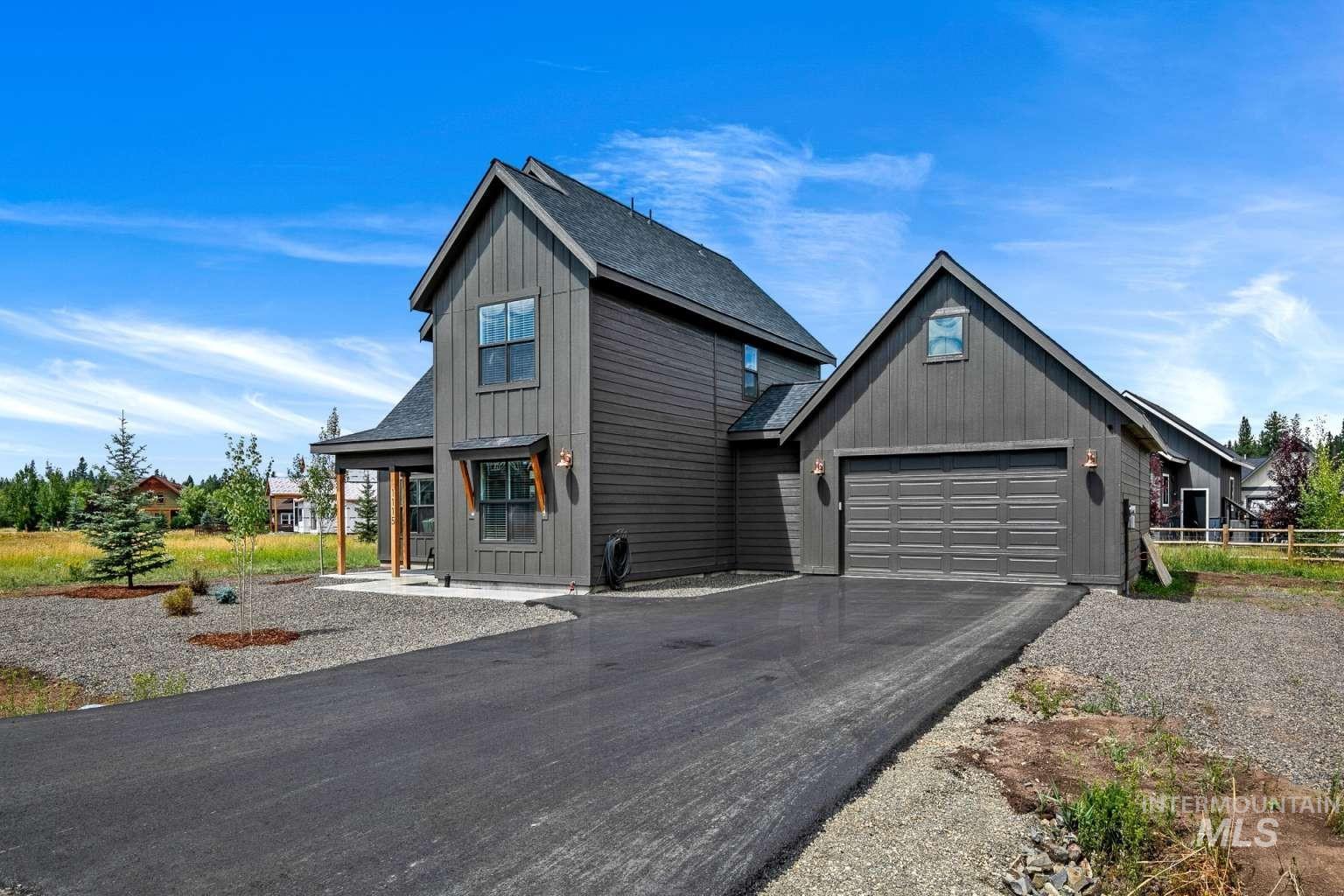 1115 Mo's Way, McCall, Idaho 83638, 4 Bedrooms, 3 Bathrooms, Residential For Sale, Price $1,149,999,MLS 98932527