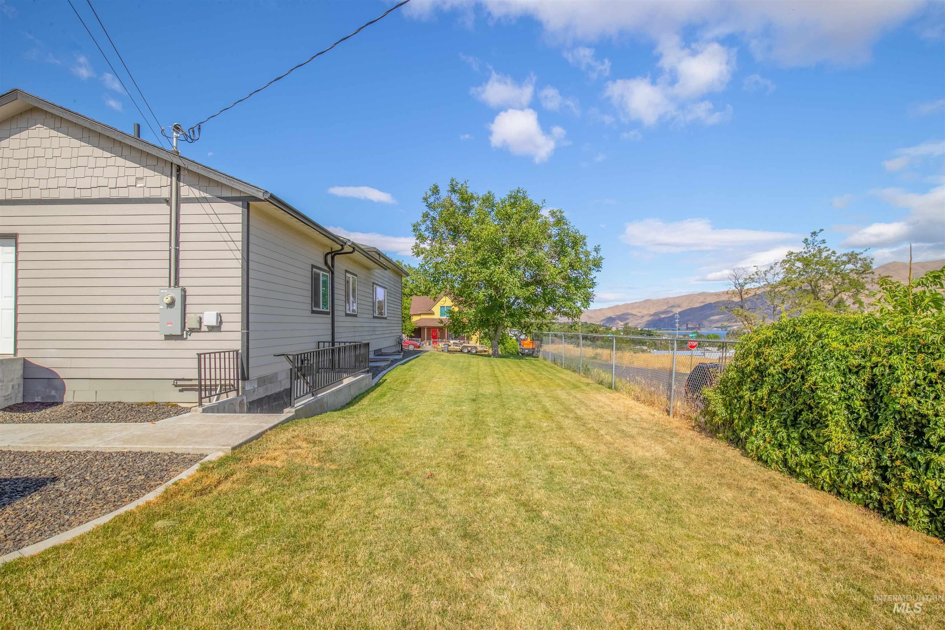 603 26th Street, Lewiston, Idaho 83501, 4 Bedrooms, 3 Bathrooms, Residential For Sale, Price $429,000,MLS 98932669