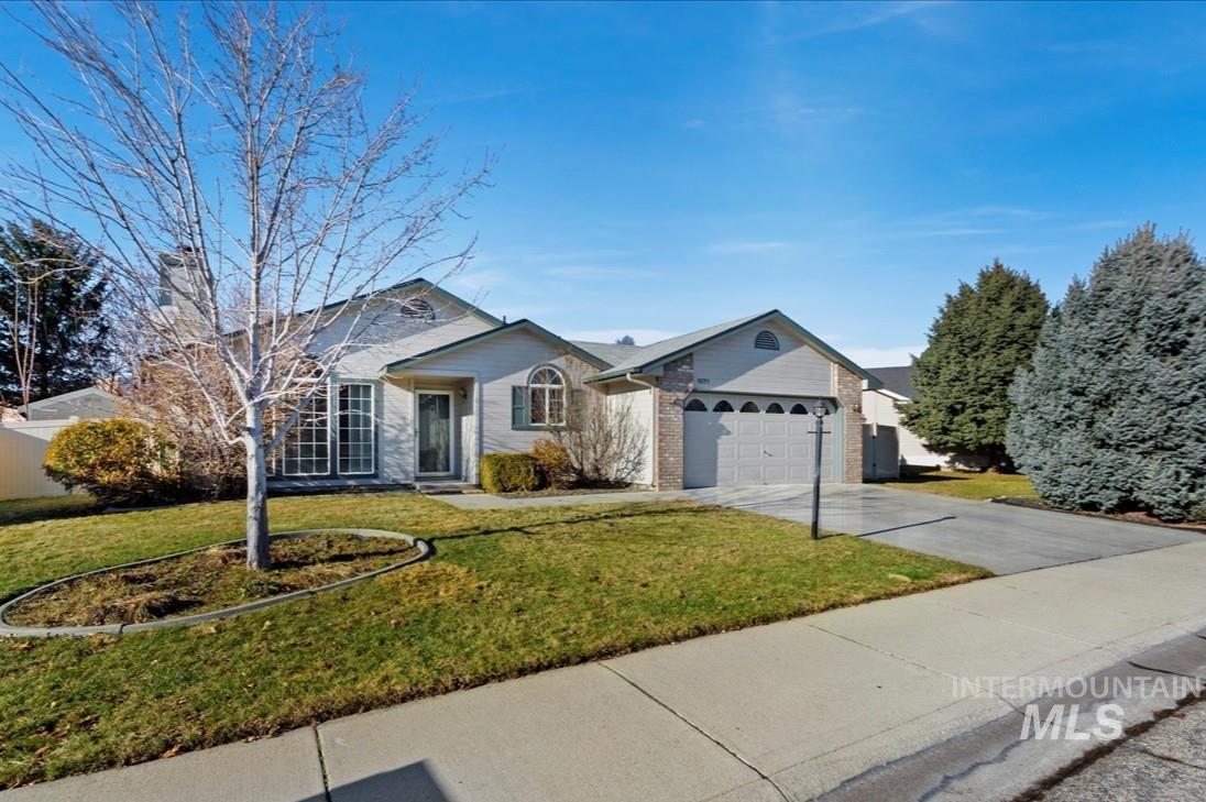 1071 N Fillmore Way, Meridian, Idaho 83642, 3 Bedrooms, 2 Bathrooms, Residential For Sale, Price $409,000,MLS 98932859