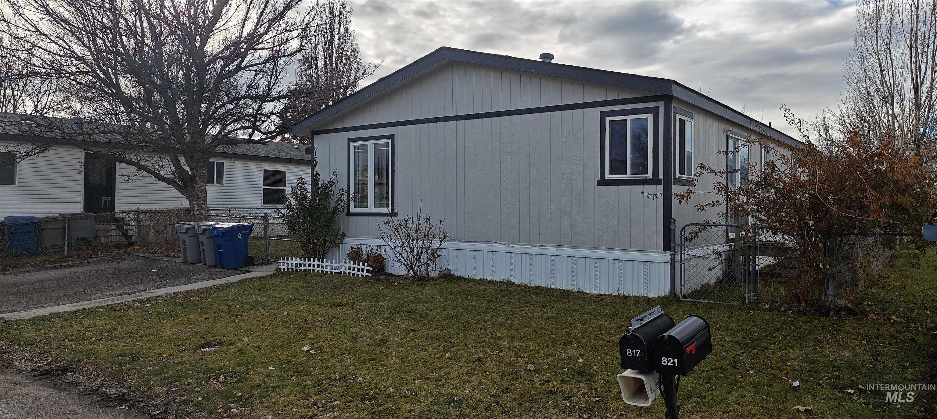 817 Little Valley st, Nampa, Idaho 83687, 3 Bedrooms, 2 Bathrooms, Residential For Sale, Price $125,000,MLS 98932974