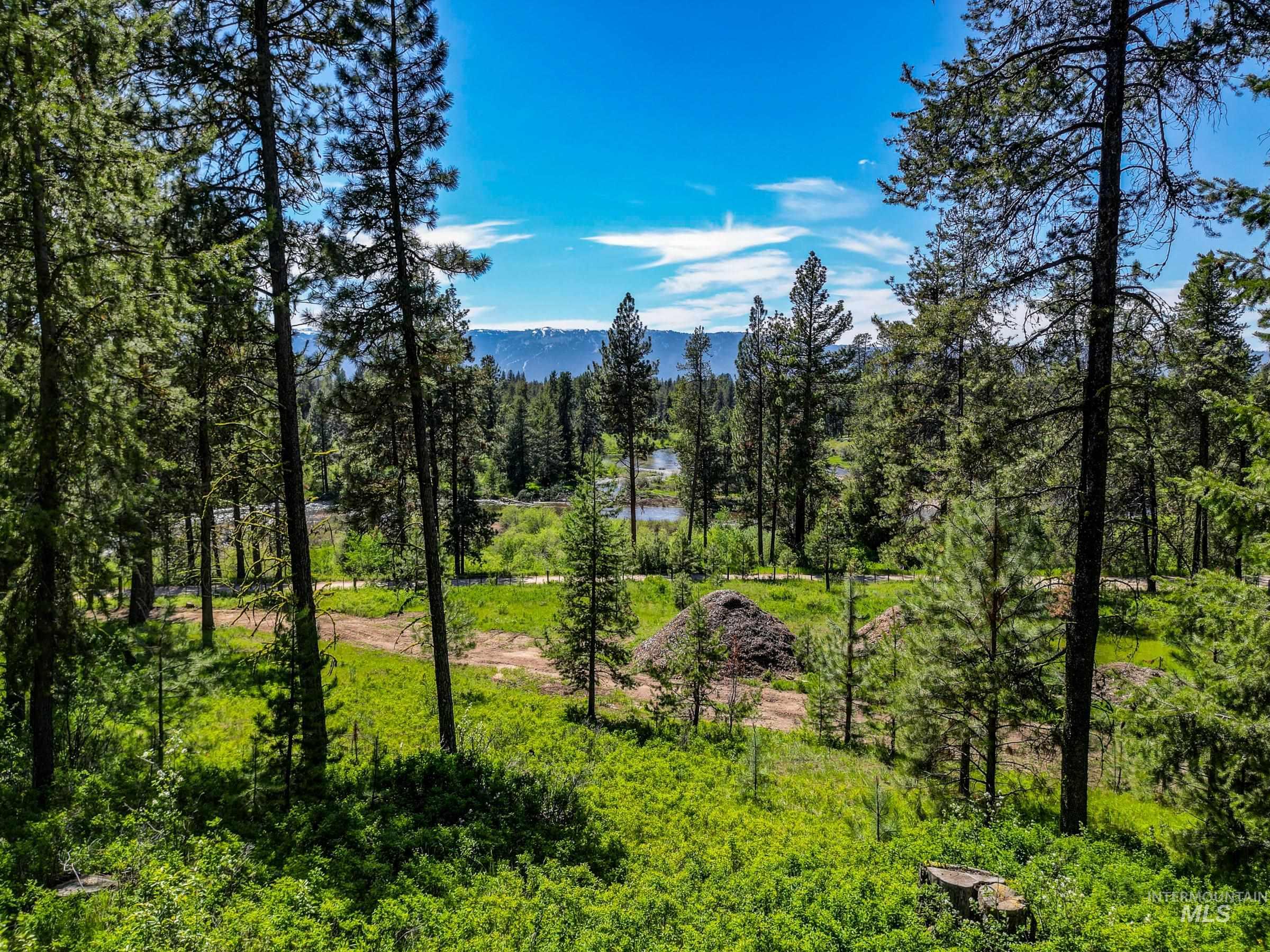 Lot 8 Hideout Court, Donnelly, Idaho 83615, Land For Sale, Price $250,000,MLS 98933007