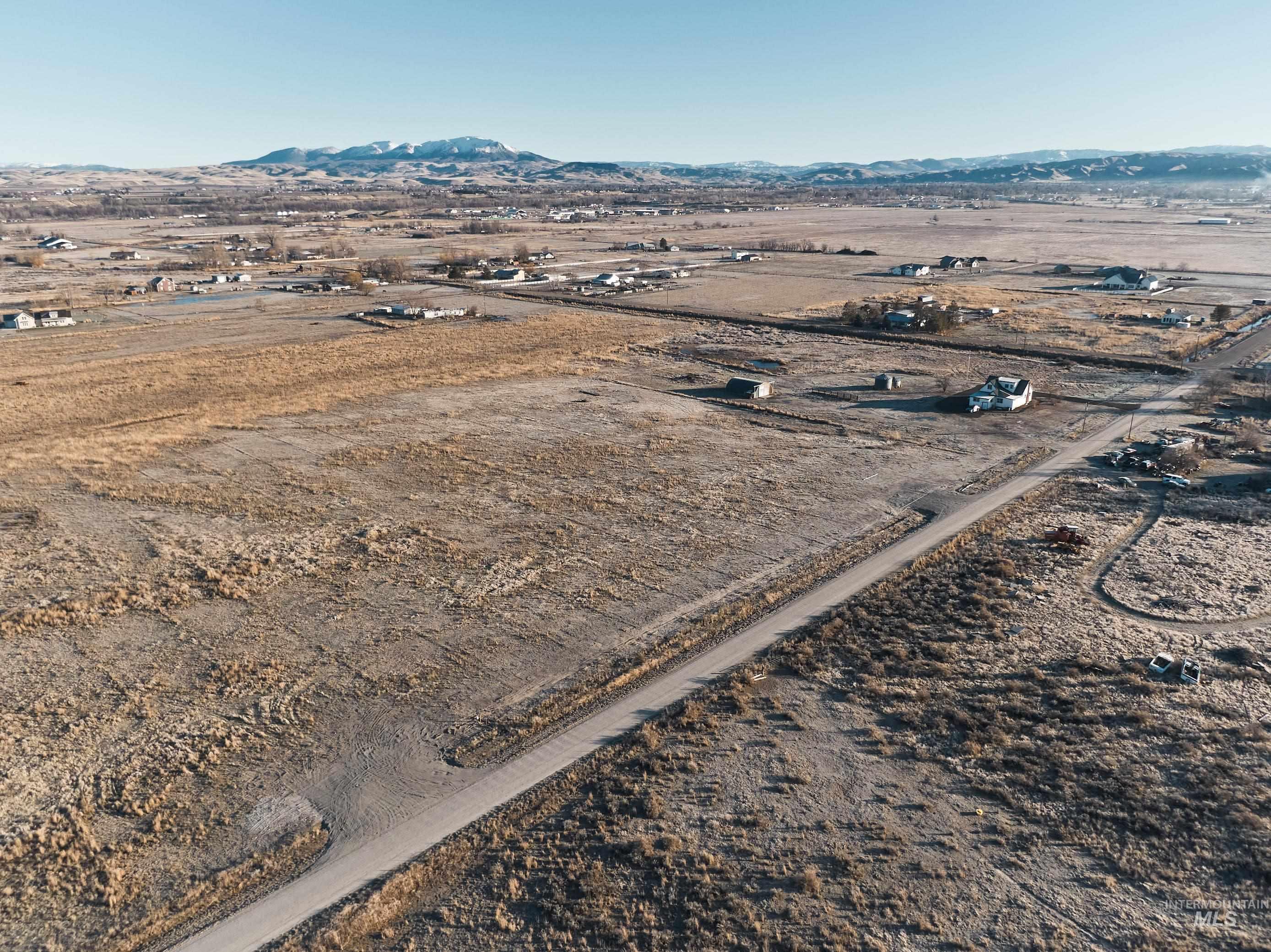 LOT 2 W Sales Yard, Emmett, Idaho 83617, Land For Sale, Price $299,000,MLS 98933103