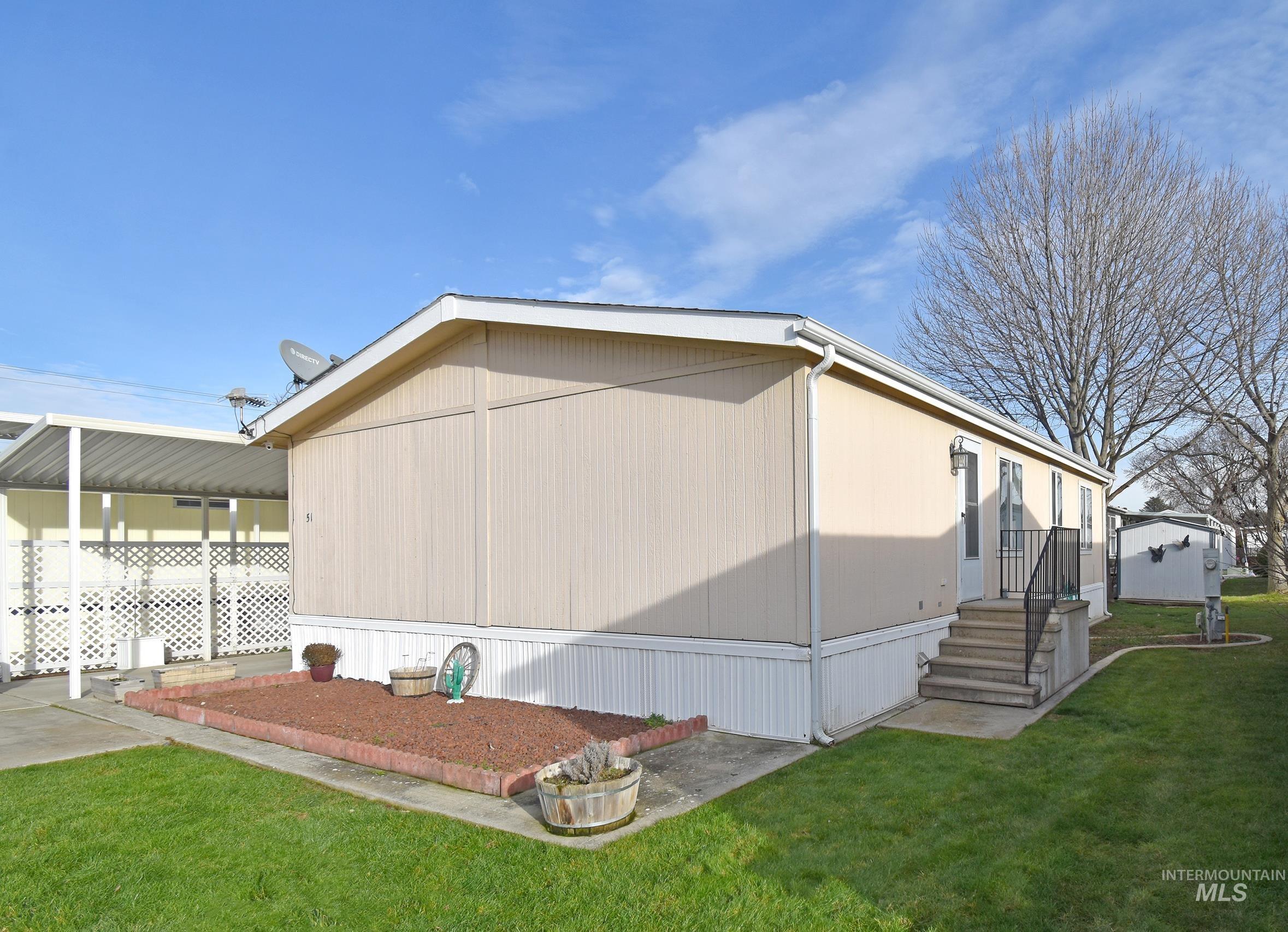 2115 6th Avenue #51, Clarkston, Washington 99403, 3 Bedrooms, 2 Bathrooms, Residential For Sale, Price $149,900,MLS 98933140