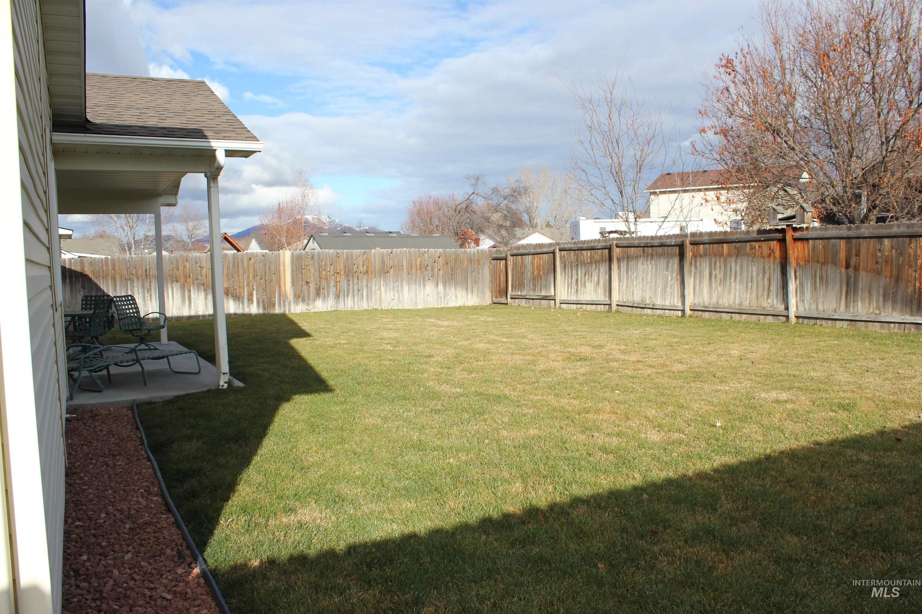 1108 Vanity Peak Dr, Emmett, Idaho 83617, 3 Bedrooms, 2 Bathrooms, Residential For Sale, Price $380,000,MLS 98933148