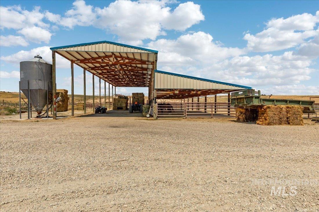 6445 Little Freezeout Rd, Caldwell, Idaho 83607, 3 Bedrooms, 3.5 Bathrooms, Farm & Ranch For Sale, Price $3,795,000, 98933157