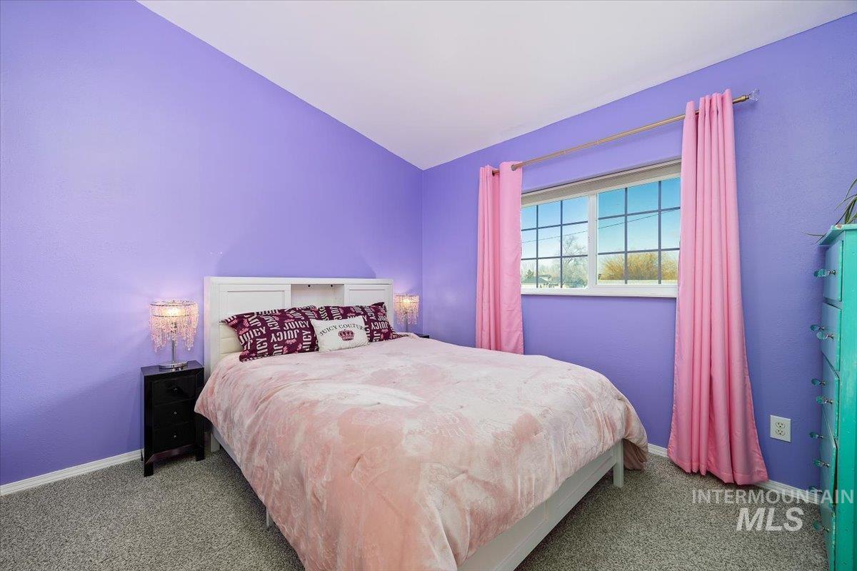 215 E Atherton Ave, Eden, Idaho 83325-5106, 2 Bedrooms, 1.5 Bathrooms, Residential Income For Sale, Price $293,999, 98933203