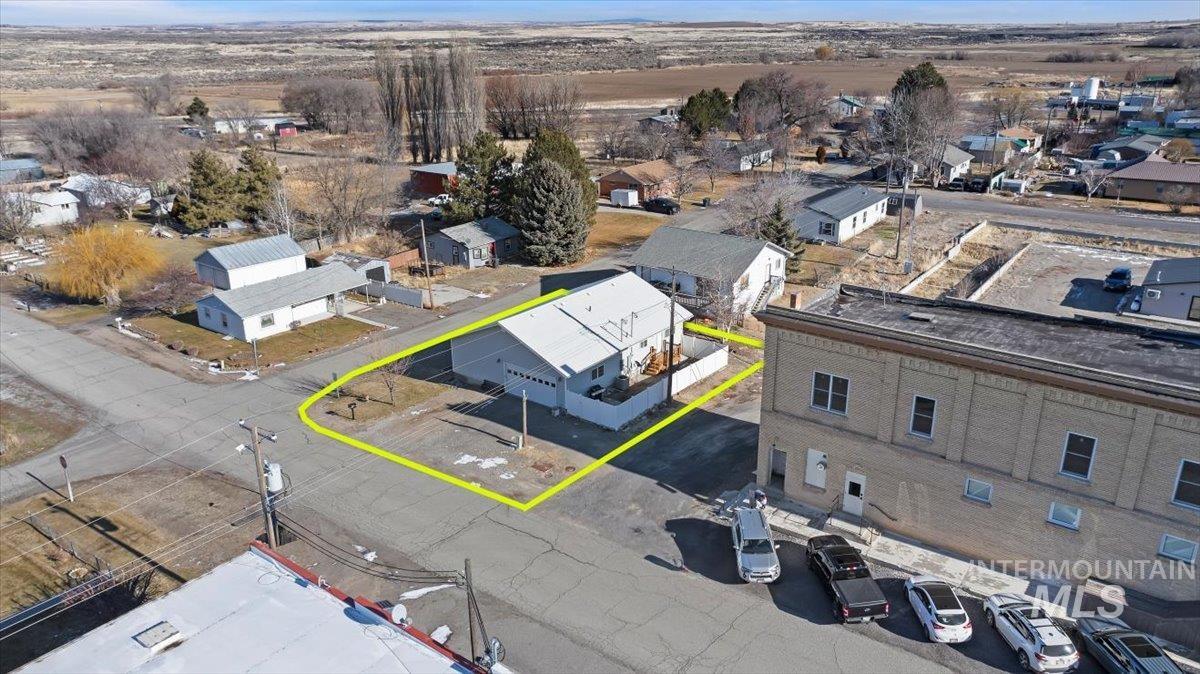 215 E Atherton Ave, Eden, Idaho 83325-5106, 2 Bedrooms, 1.5 Bathrooms, Residential Income For Sale, Price $293,999, 98933203
