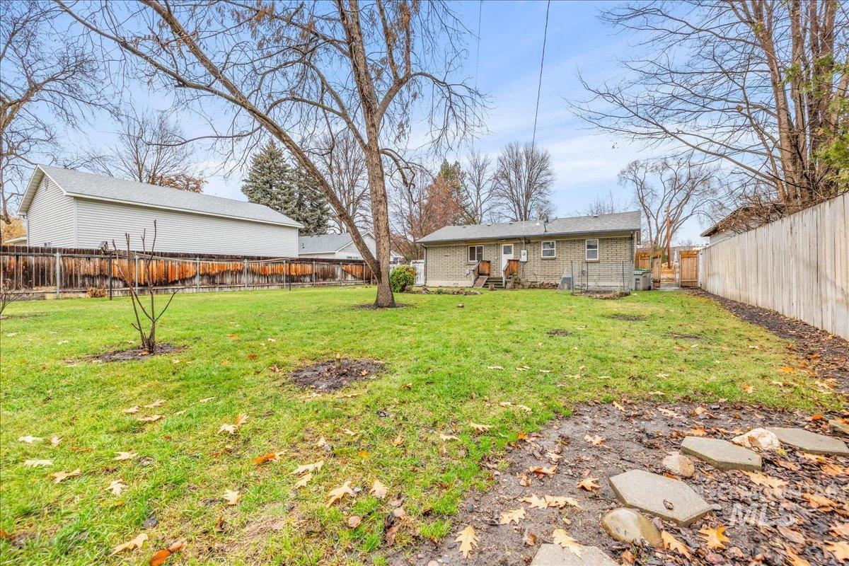 2709 N Woody Dr, Boise, Idaho 83703, 2 Bedrooms, 1 Bathroom, Residential For Sale, Price $280,000,MLS 98933225