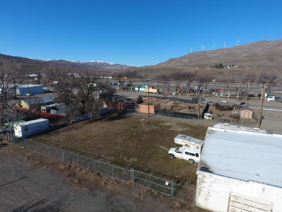 165 1st St. East, Huntington, Oregon 97907, Business/Commercial For Sale, Price $250,000, 98934720