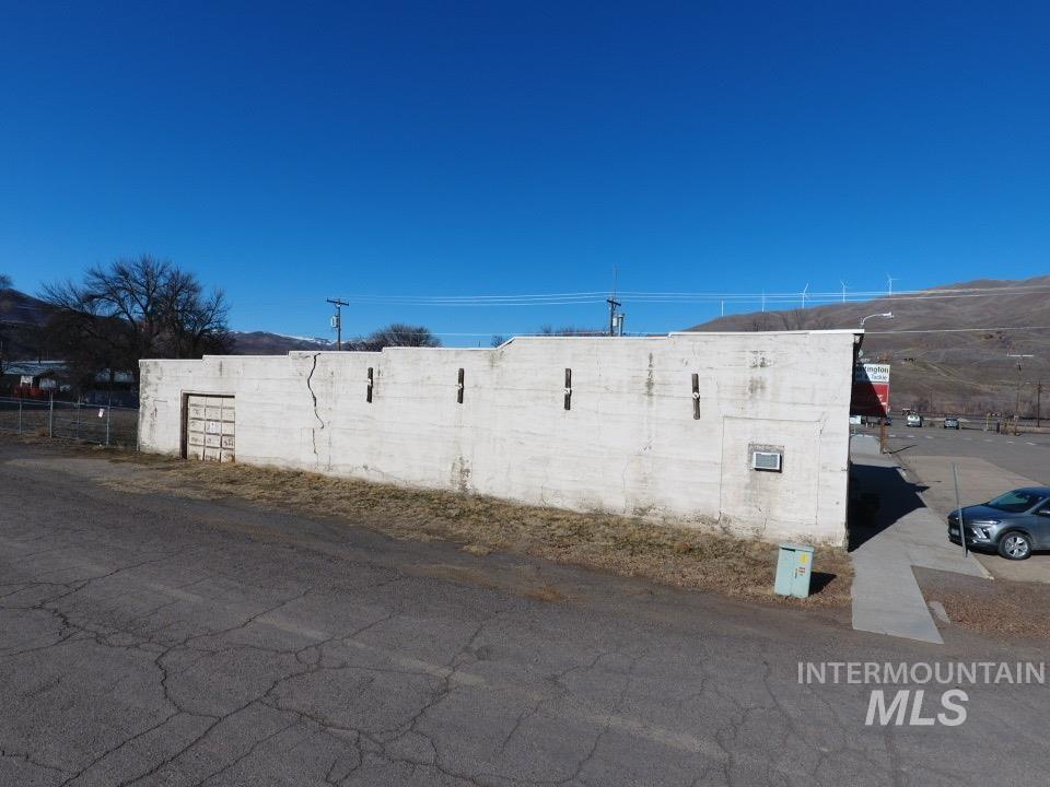 165 1st St. East, Huntington, Oregon 97907, Business/Commercial For Sale, Price $250,000, 98934720