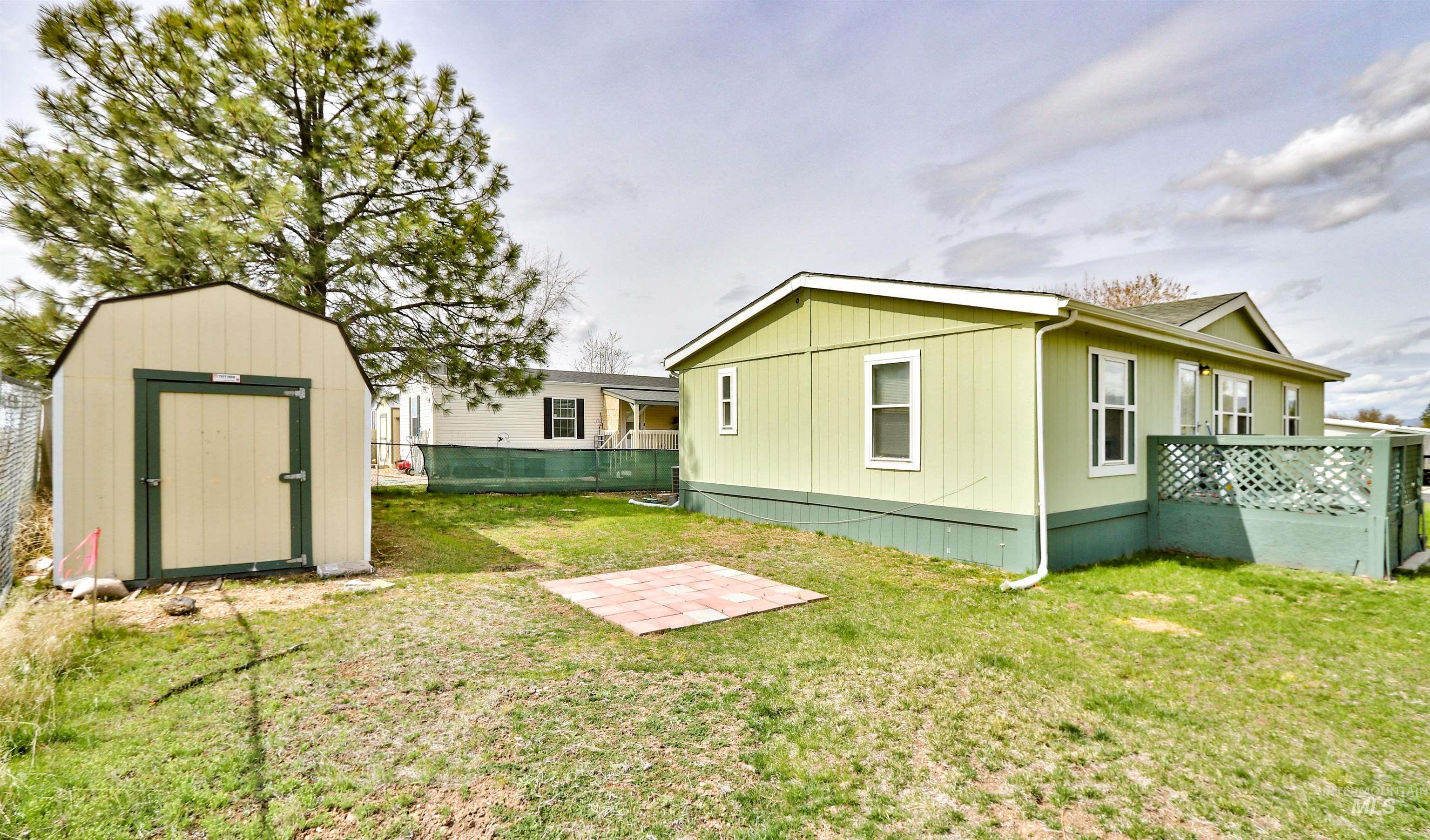 2119 E Blue Sage, Boise, Idaho 83716, 3 Bedrooms, 2 Bathrooms, Residential For Sale, Price $153,900, 98934875