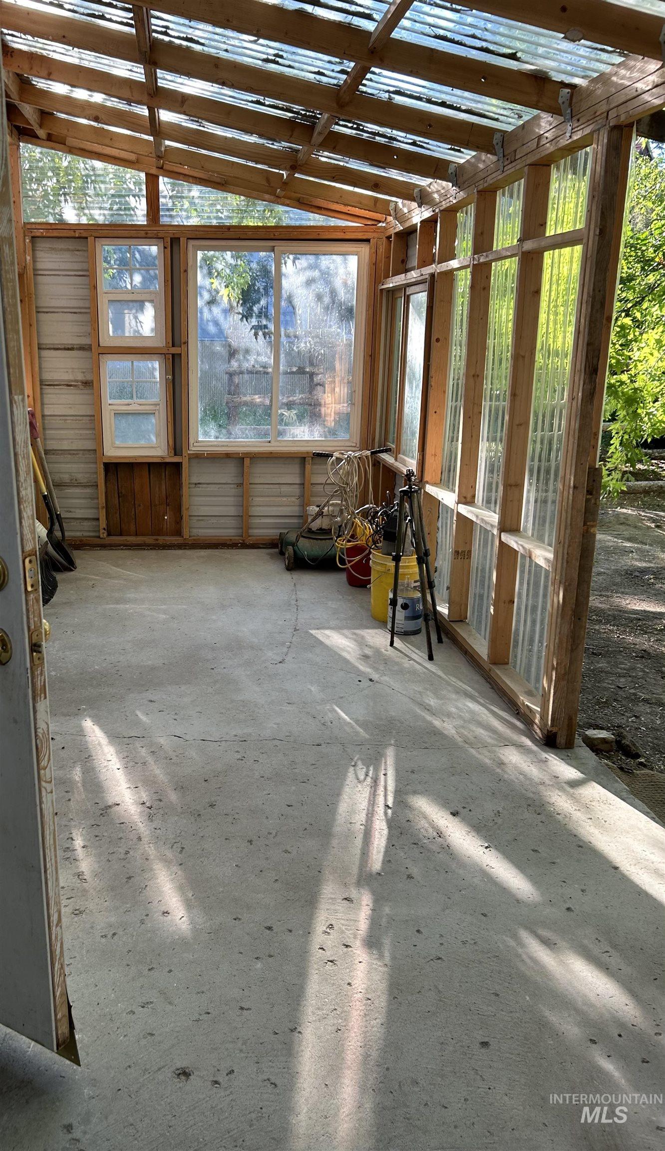 309 E C St, Shoshone, Idaho 83352, 2 Bedrooms, 1 Bathroom, Residential For Sale, Price $315,000, 98934898