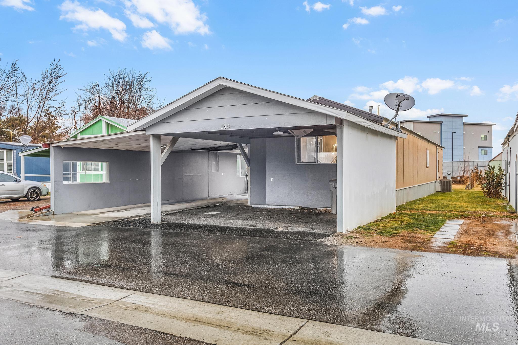 1410 W Flamingo Ave, Nampa, Idaho 83651, 3 Bedrooms, 1.5 Bathrooms, Residential For Sale, Price $115,000,MLS 98934900