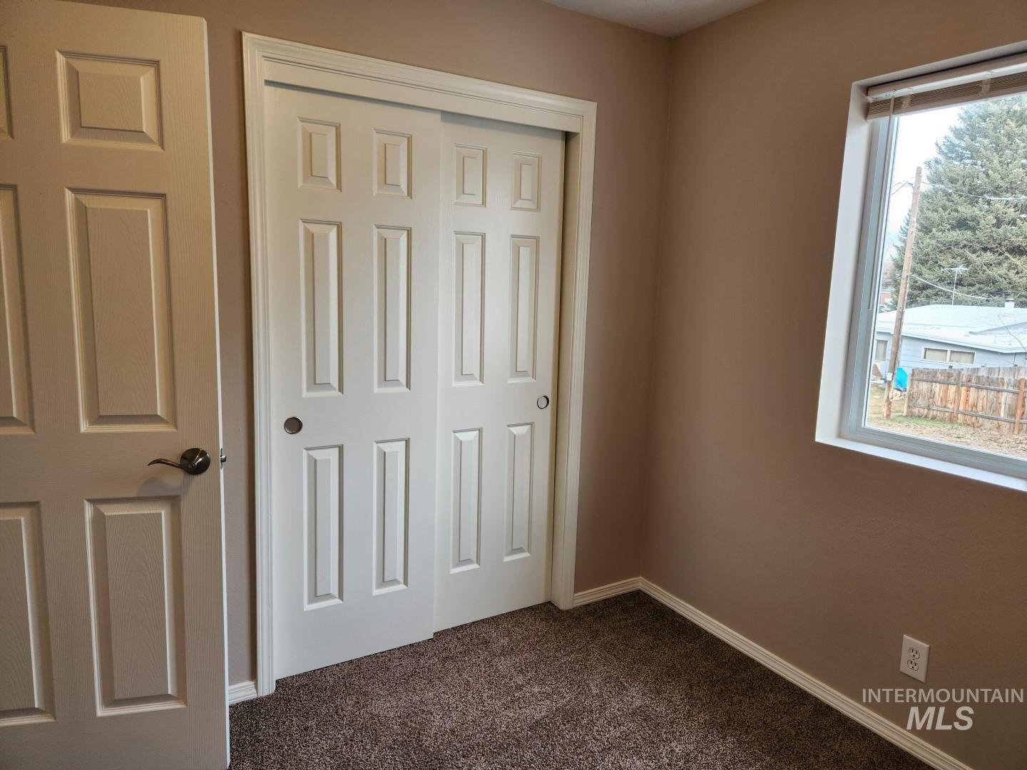 1976 Decker, Payette, Idaho 83661, 2 Bedrooms, 1 Bathroom, Rental For Rent, Price $1,300, 98934905