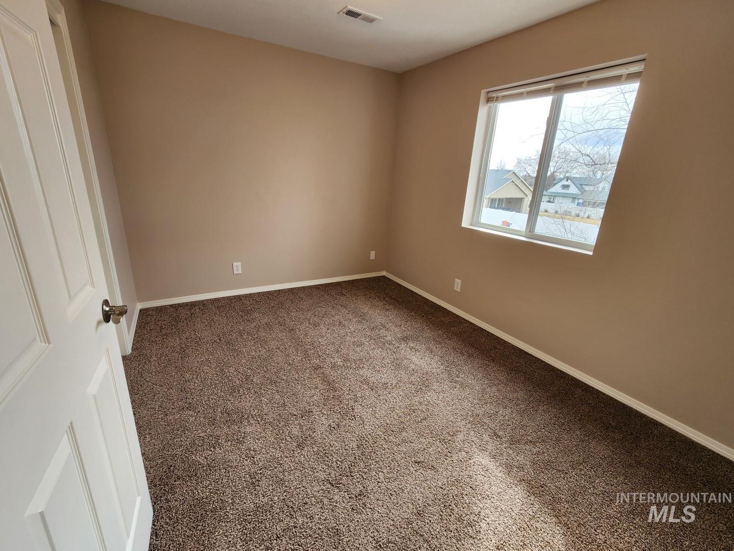 1976 Decker, Payette, Idaho 83661, 2 Bedrooms, 1 Bathroom, Rental For Rent, Price $1,300, 98934905
