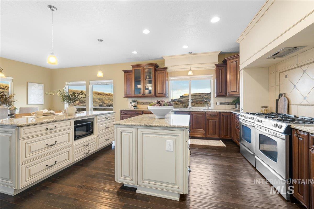 17232 State Highway 78, Melba, Idaho 83641, 4 Bedrooms, 2.5 Bathrooms, Residential For Sale, Price $1,895,000, 98935307