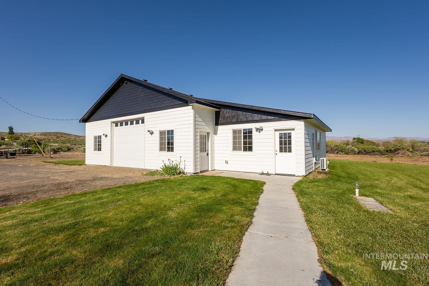 17232 State Highway 78, Melba, Idaho 83641, 4 Bedrooms, 2.5 Bathrooms, Residential For Sale, Price $1,895,000, 98935307
