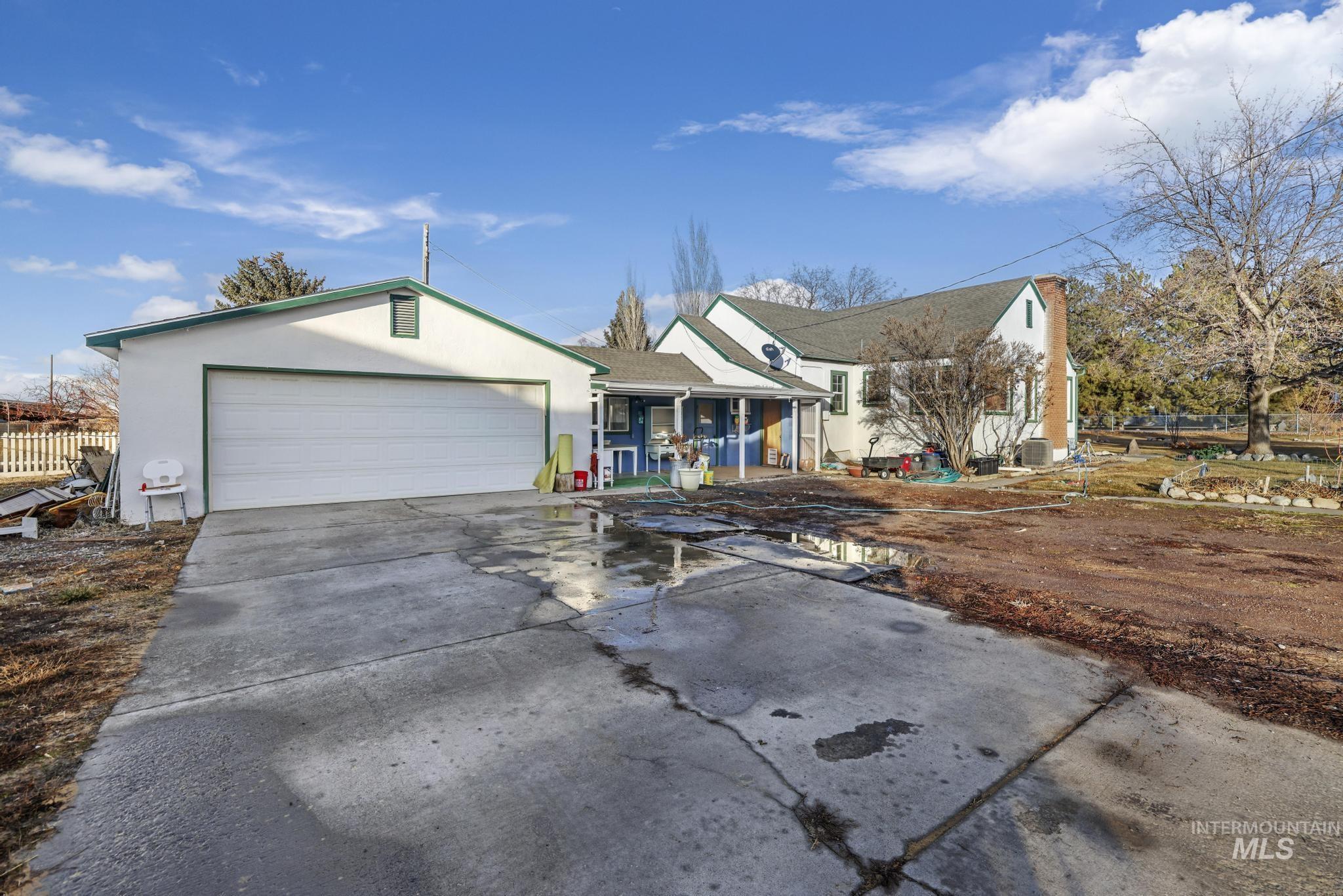 905 Main St S, Kimberly, Idaho 83341, 4 Bedrooms, 2 Bathrooms, Residential For Sale, Price $389,000, 98935319