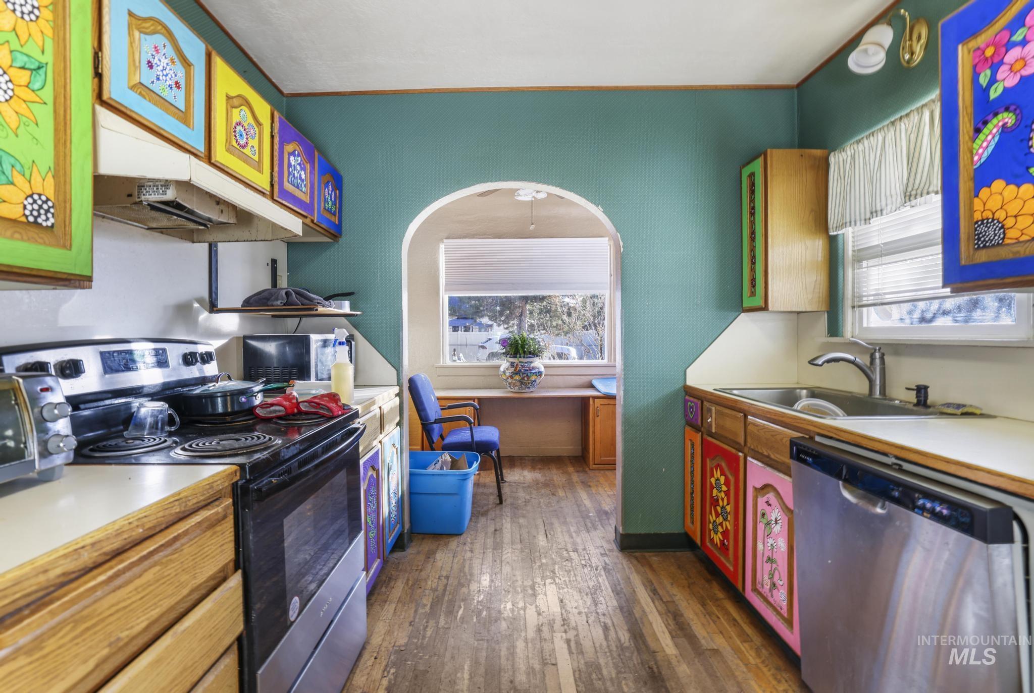 905 Main St S, Kimberly, Idaho 83341, 4 Bedrooms, 2 Bathrooms, Residential For Sale, Price $389,000, 98935319